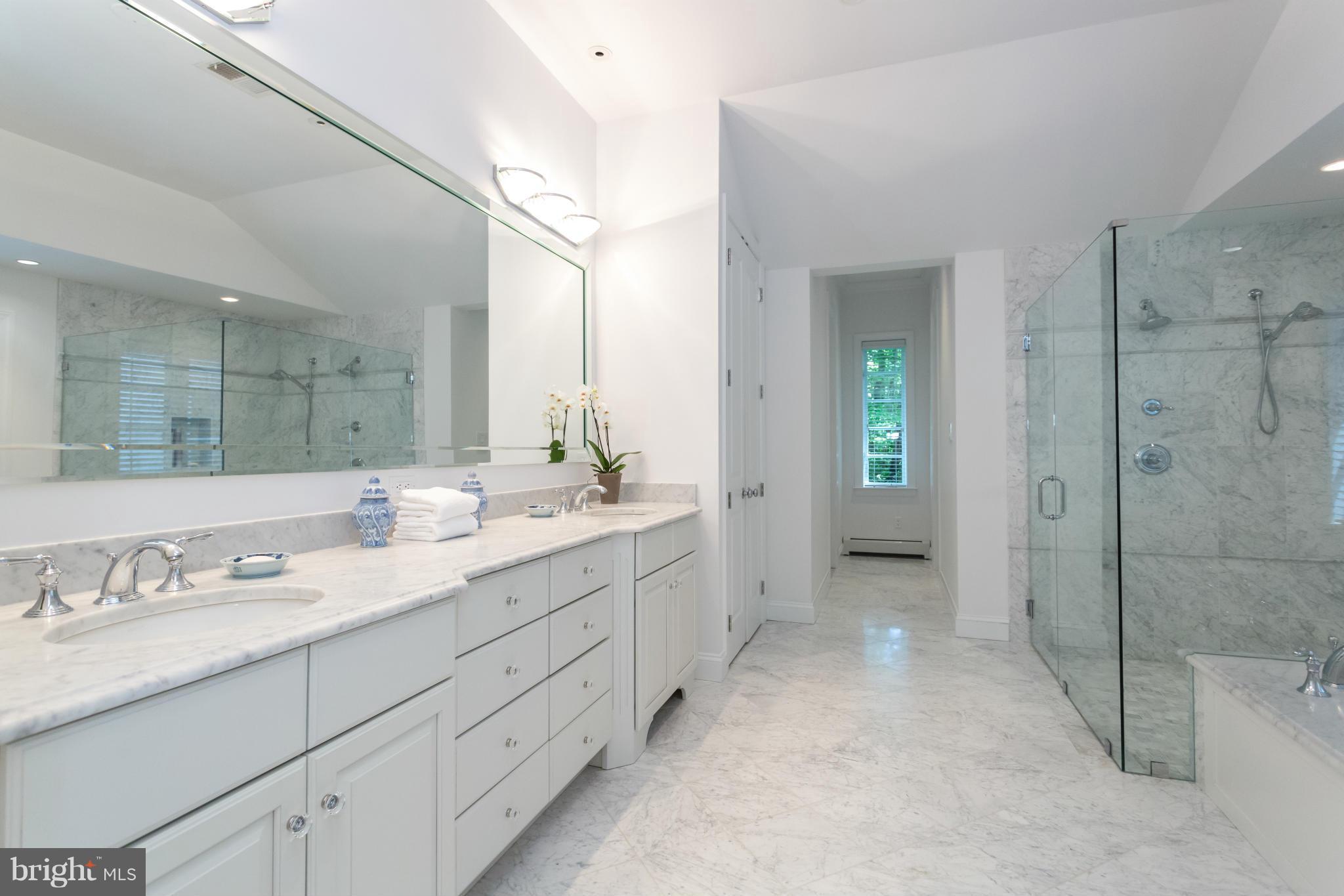 LANGLEY FOREST - Residential