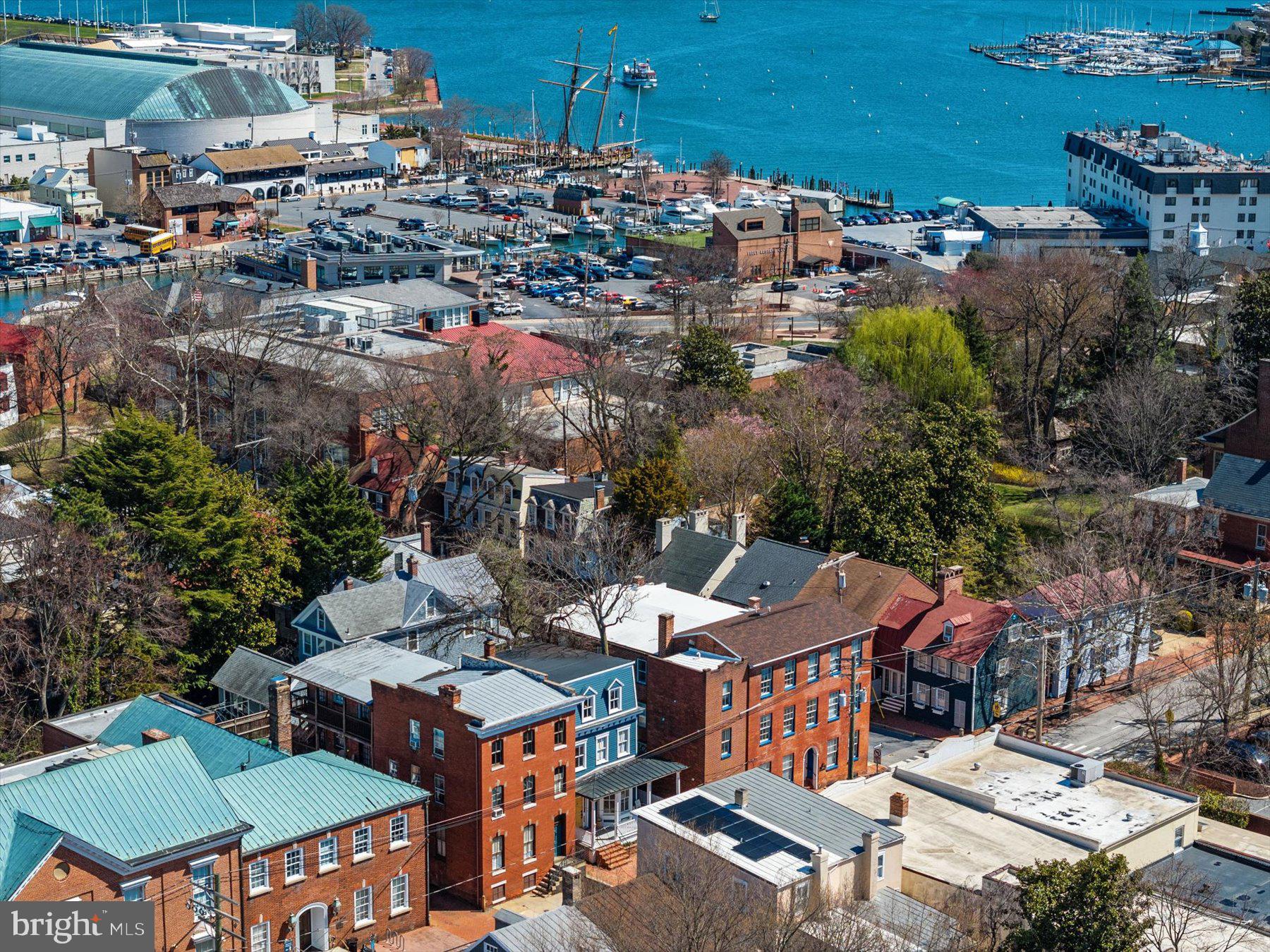 HISTORIC DISTRICT - Residential