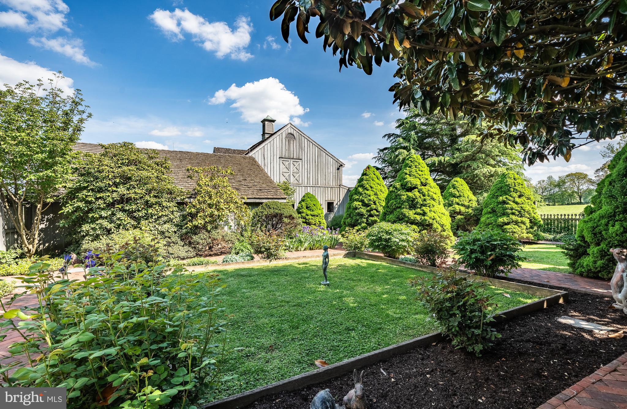 CHESHIRE HUNT - Residential