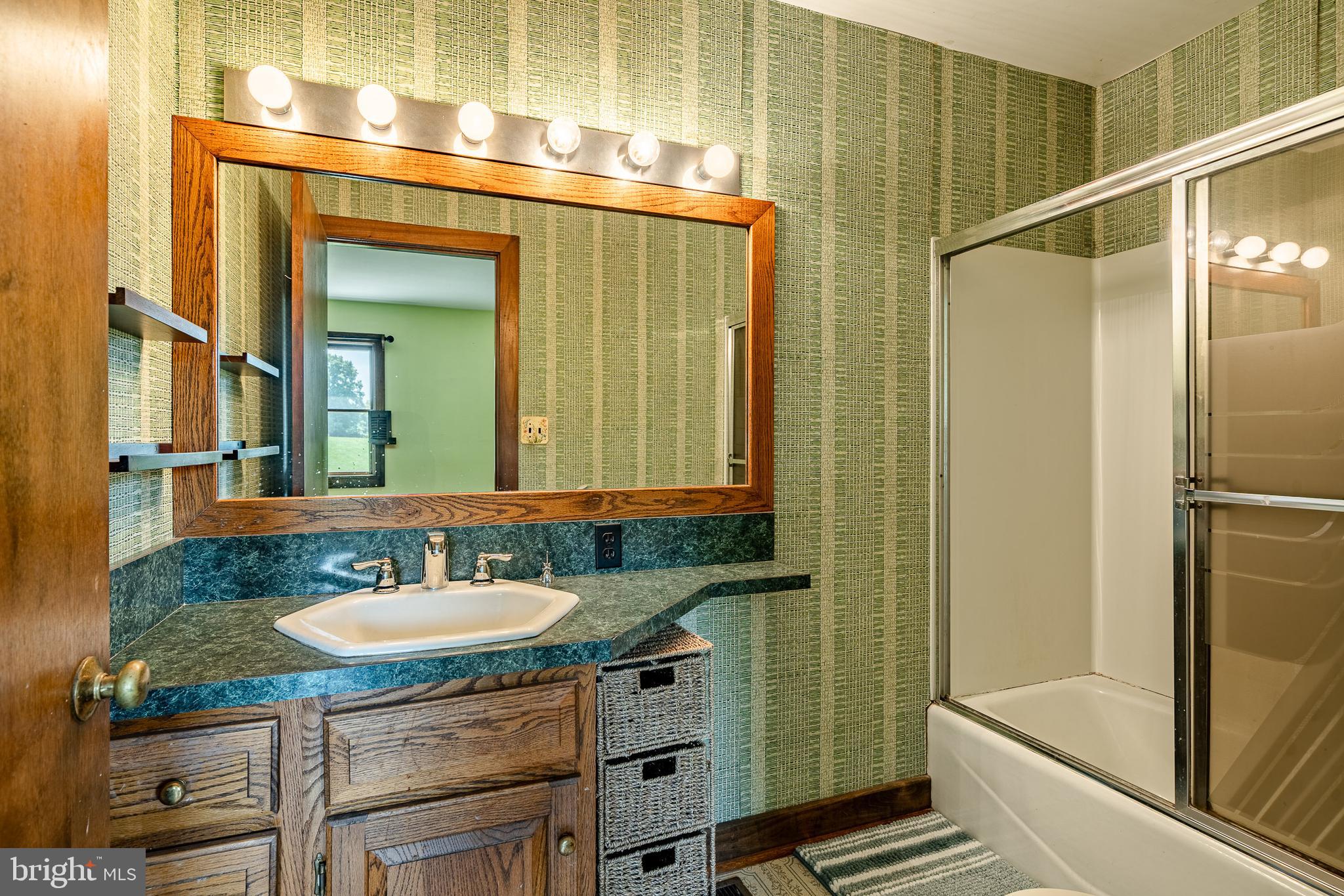 CHESHIRE HUNT - Residential