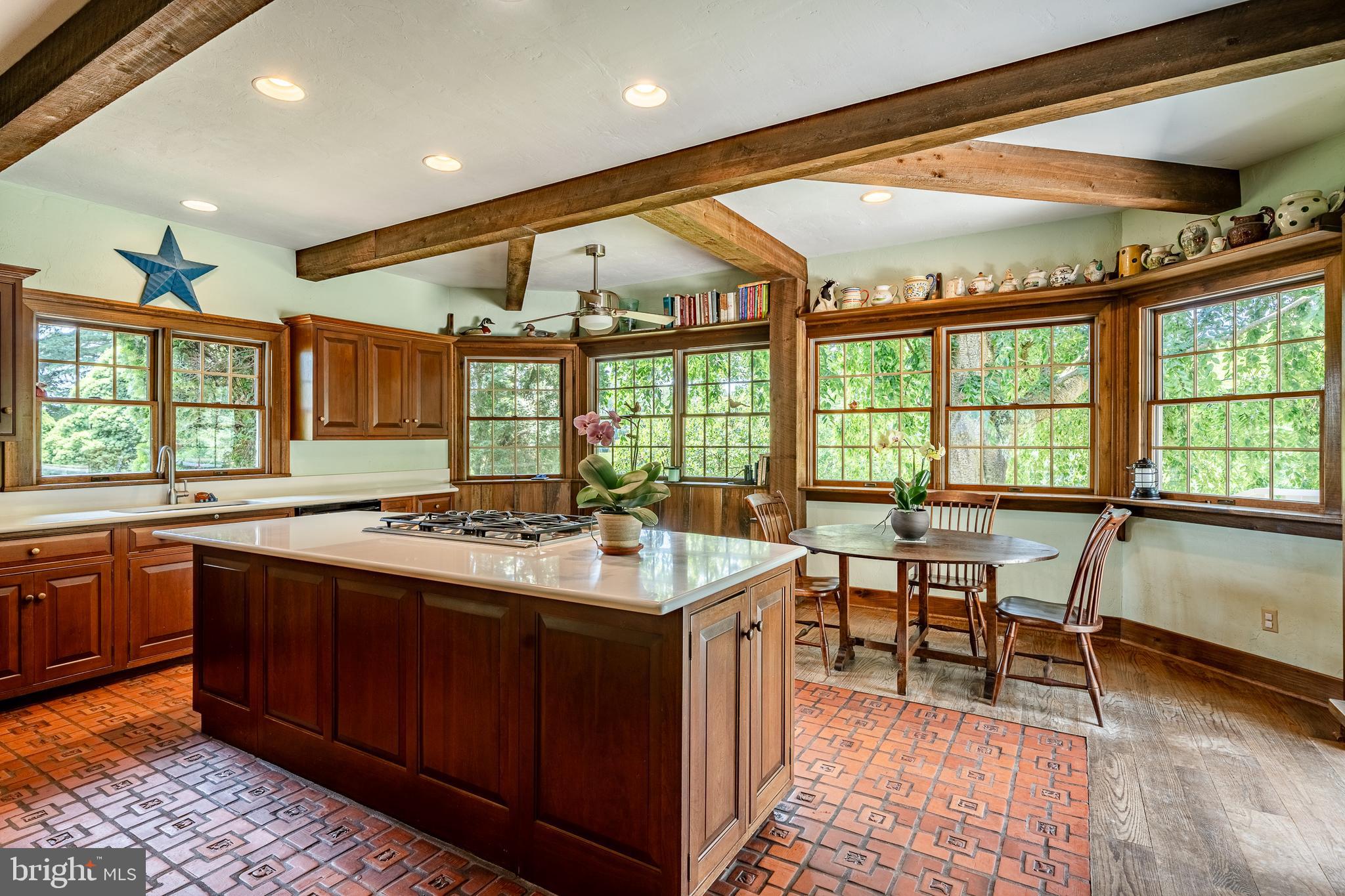 CHESHIRE HUNT - Residential