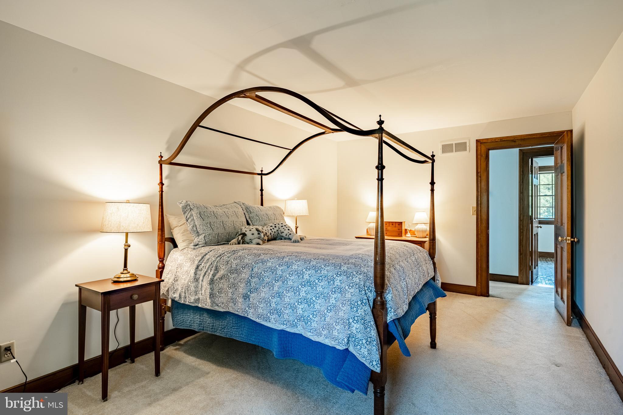 CHESHIRE HUNT - Residential