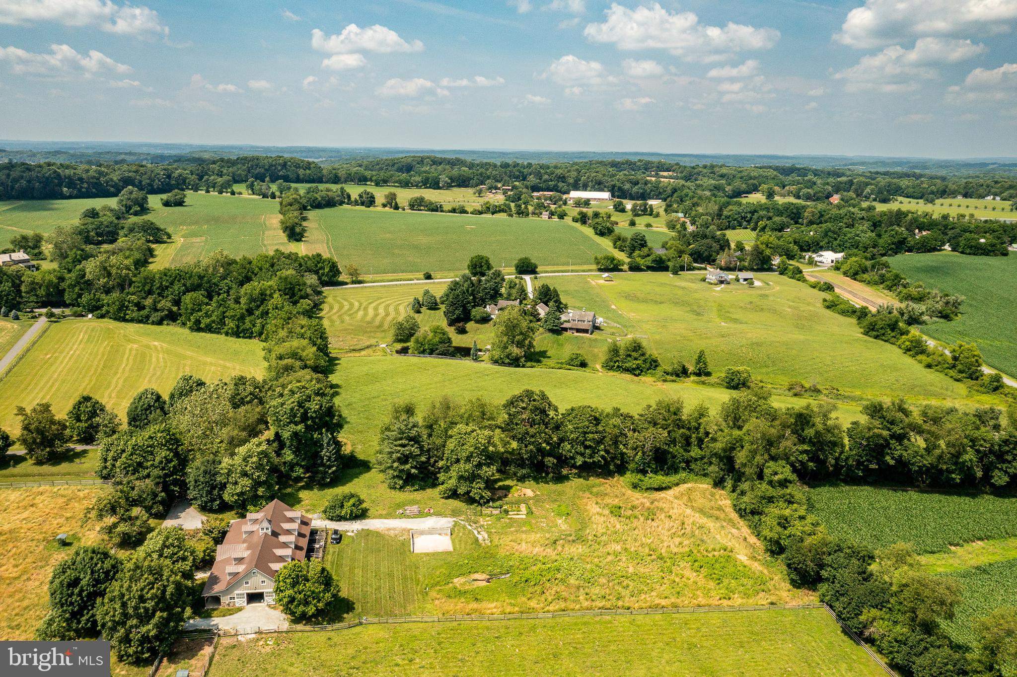 CHESHIRE HUNT - Residential