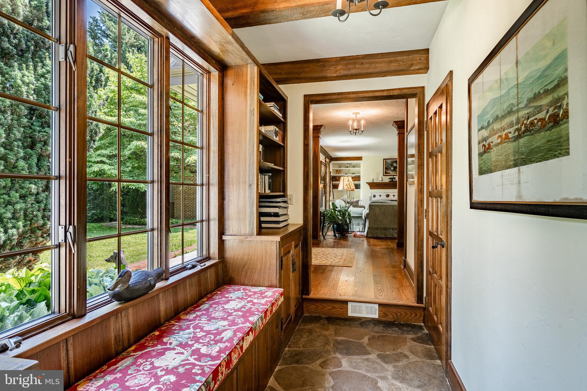 CHESHIRE HUNT - Residential