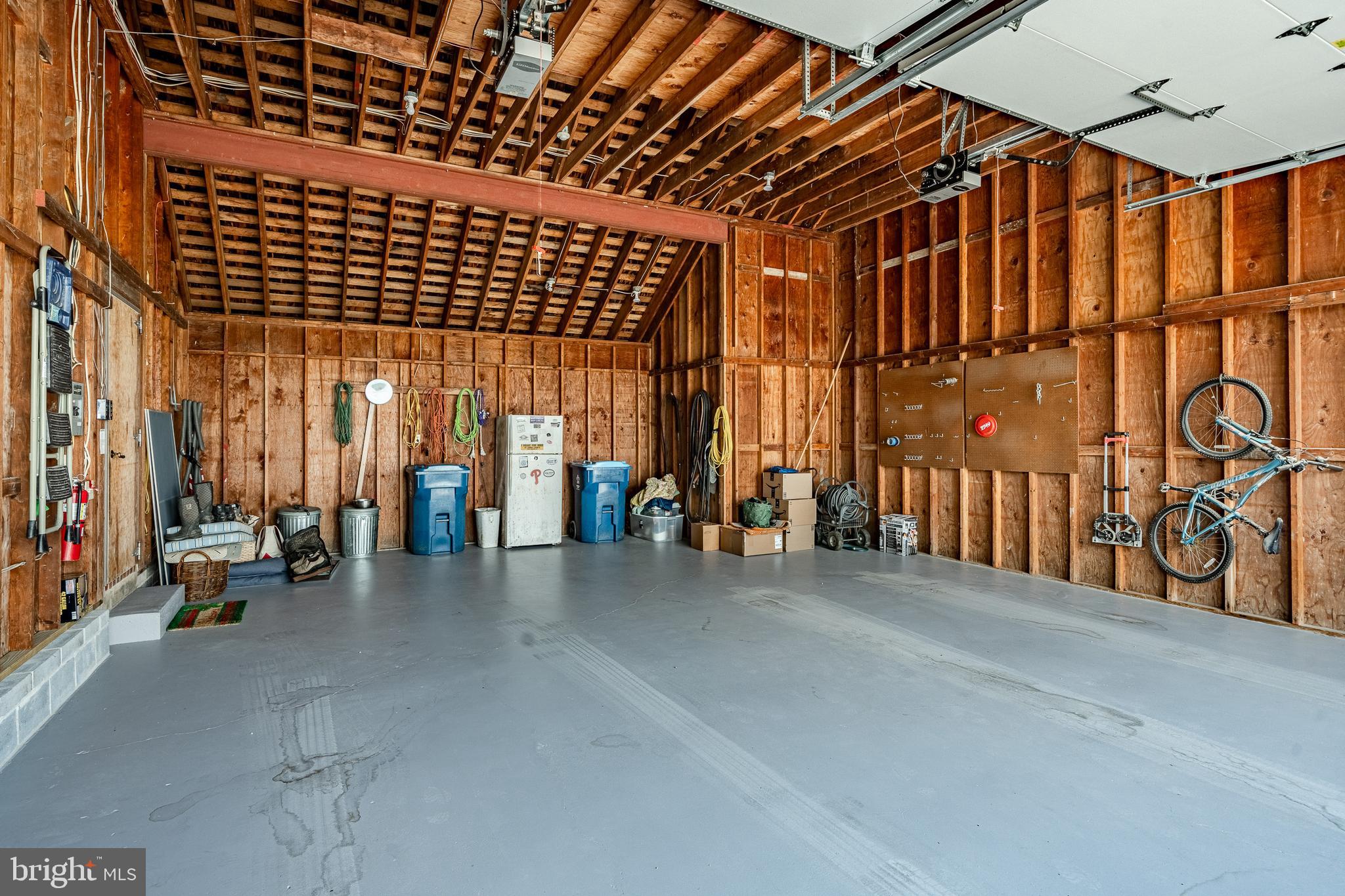 CHESHIRE HUNT - Residential