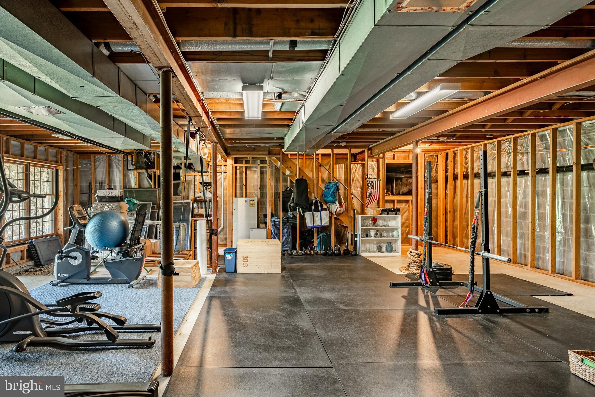 CHESHIRE HUNT - Residential