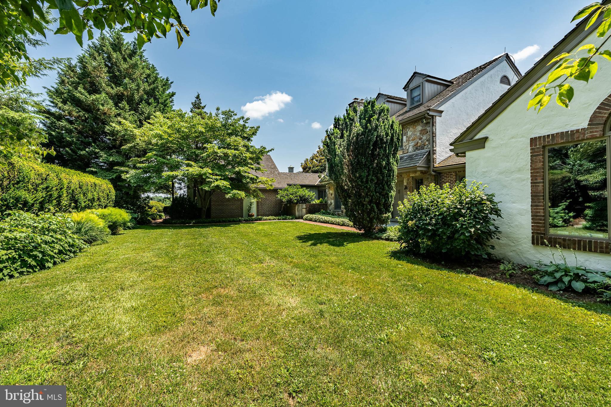 CHESHIRE HUNT - Residential