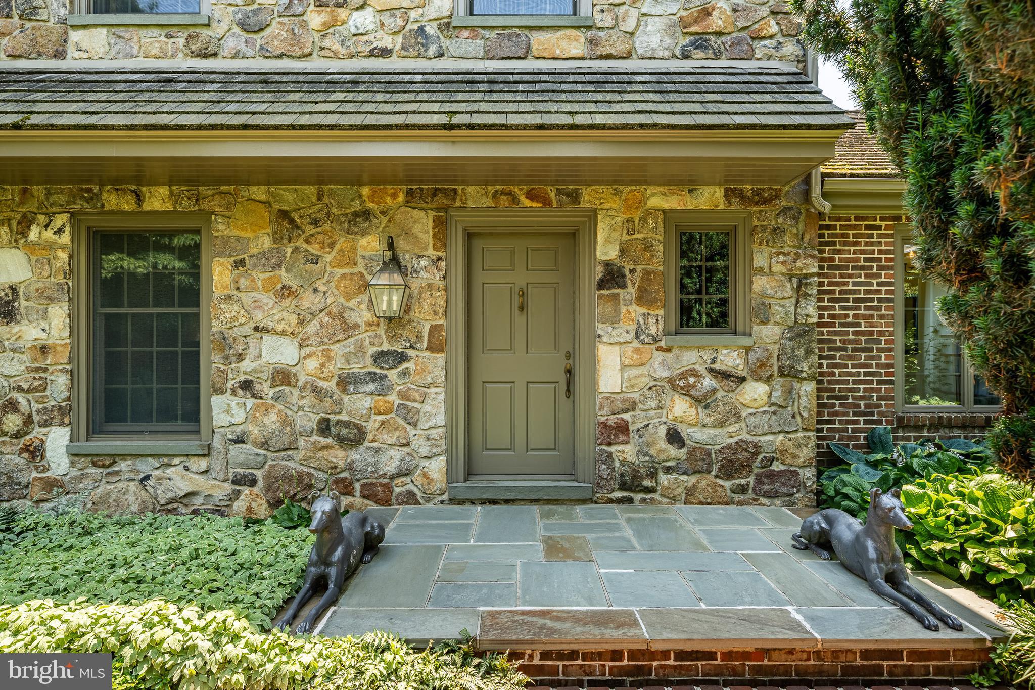 CHESHIRE HUNT - Residential