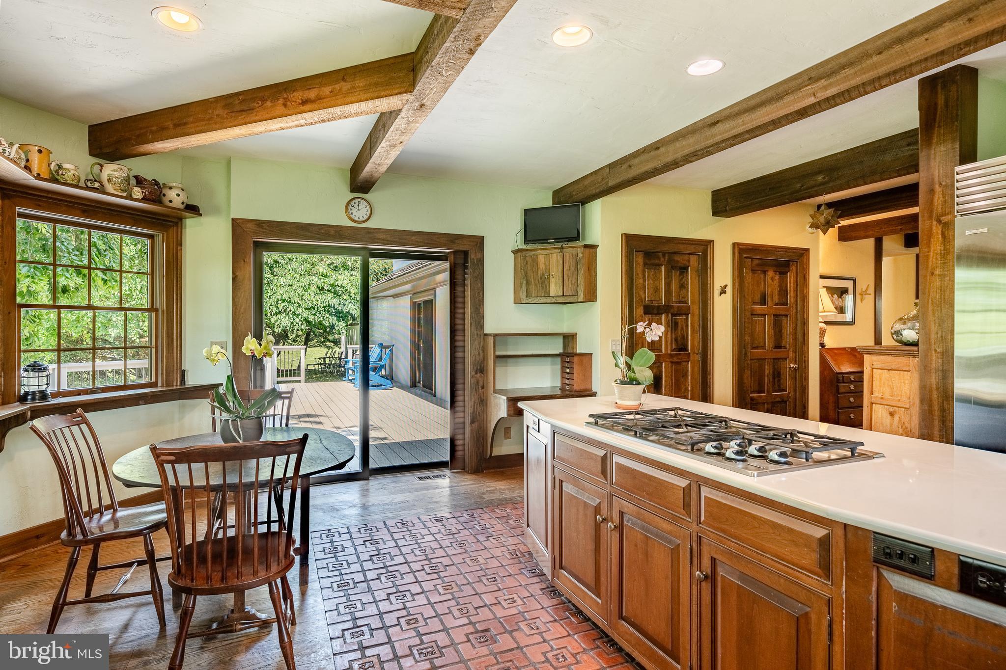 CHESHIRE HUNT - Residential