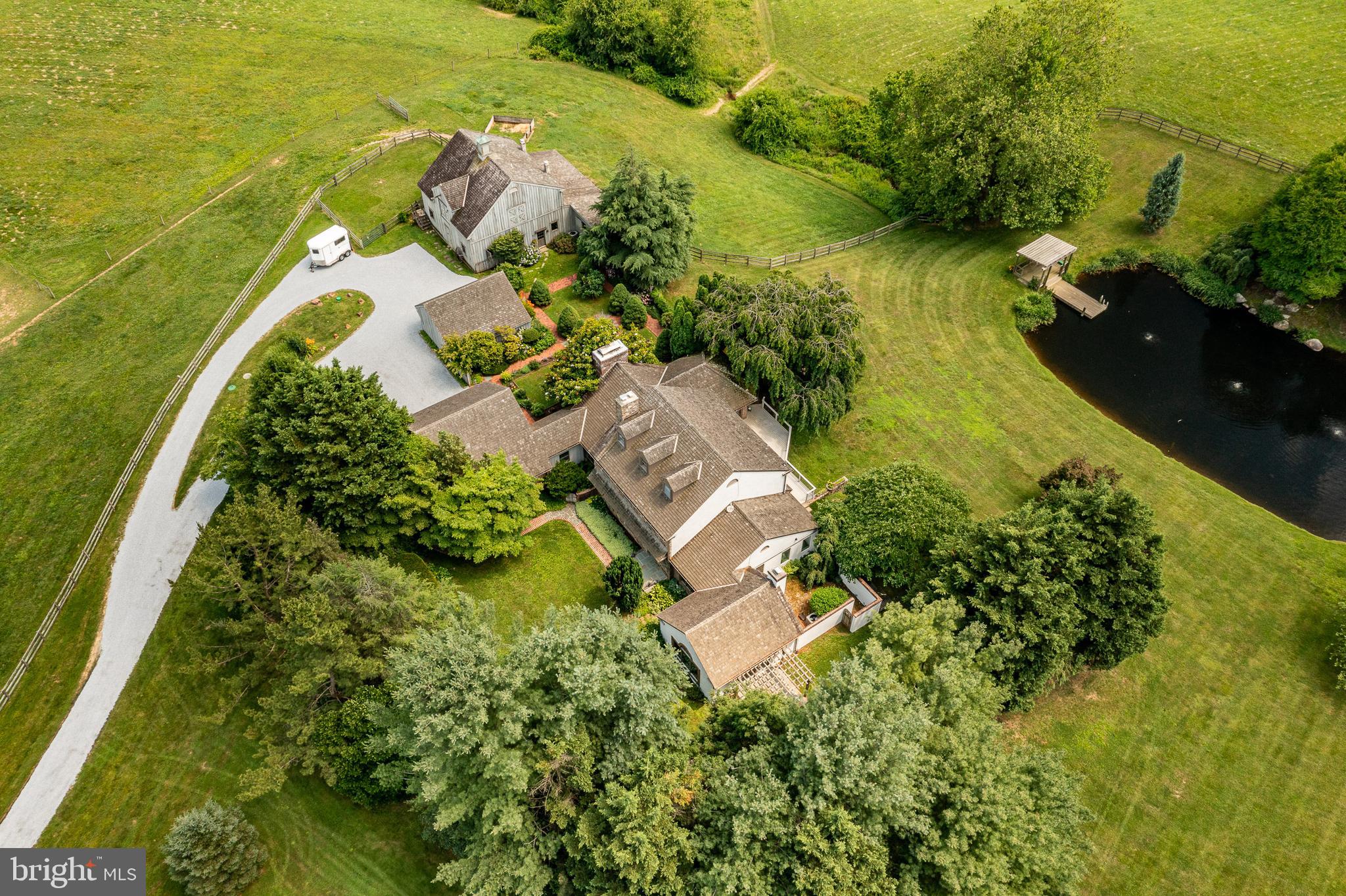 CHESHIRE HUNT - Residential
