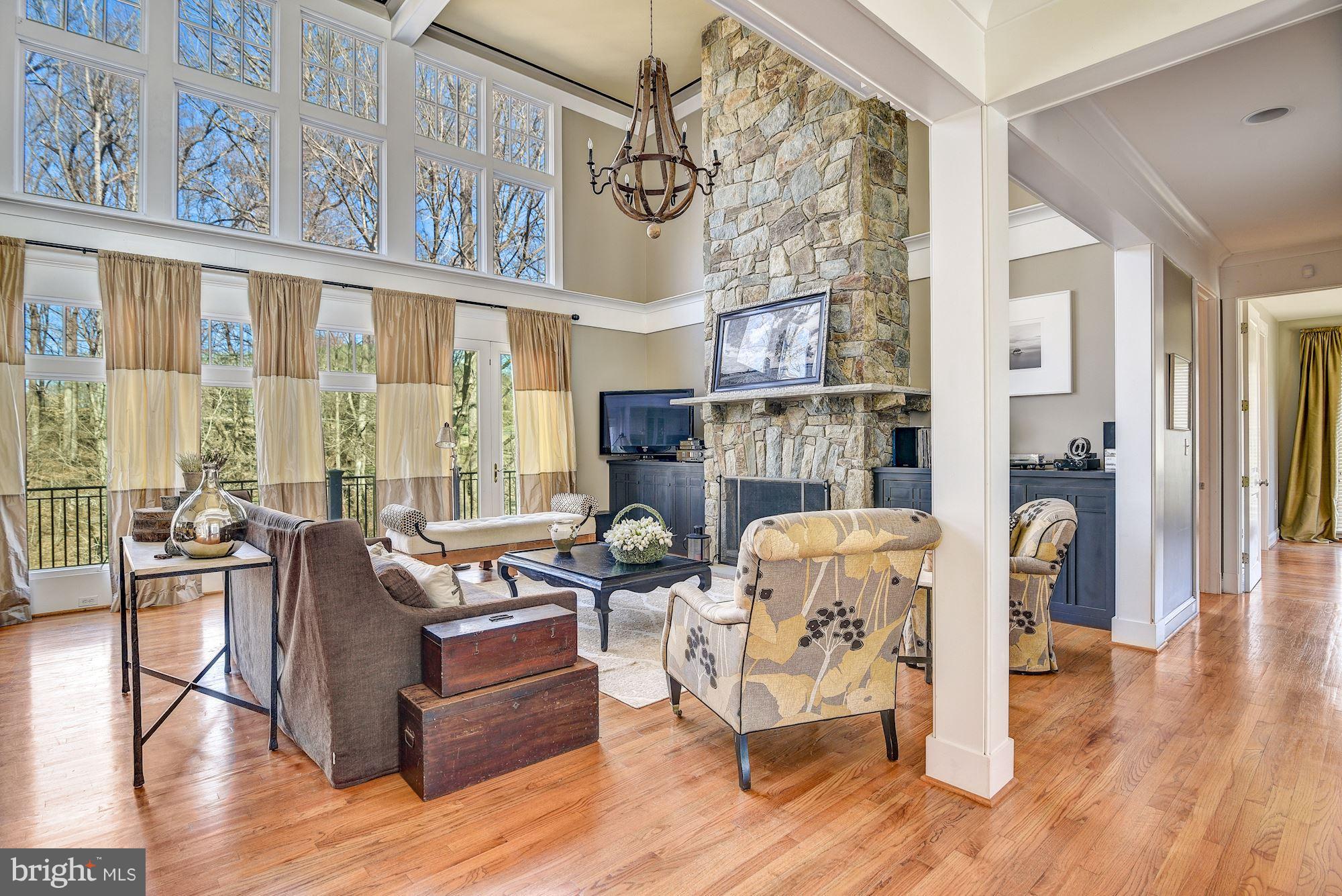 MERRY GO ROUND FARM - Residential