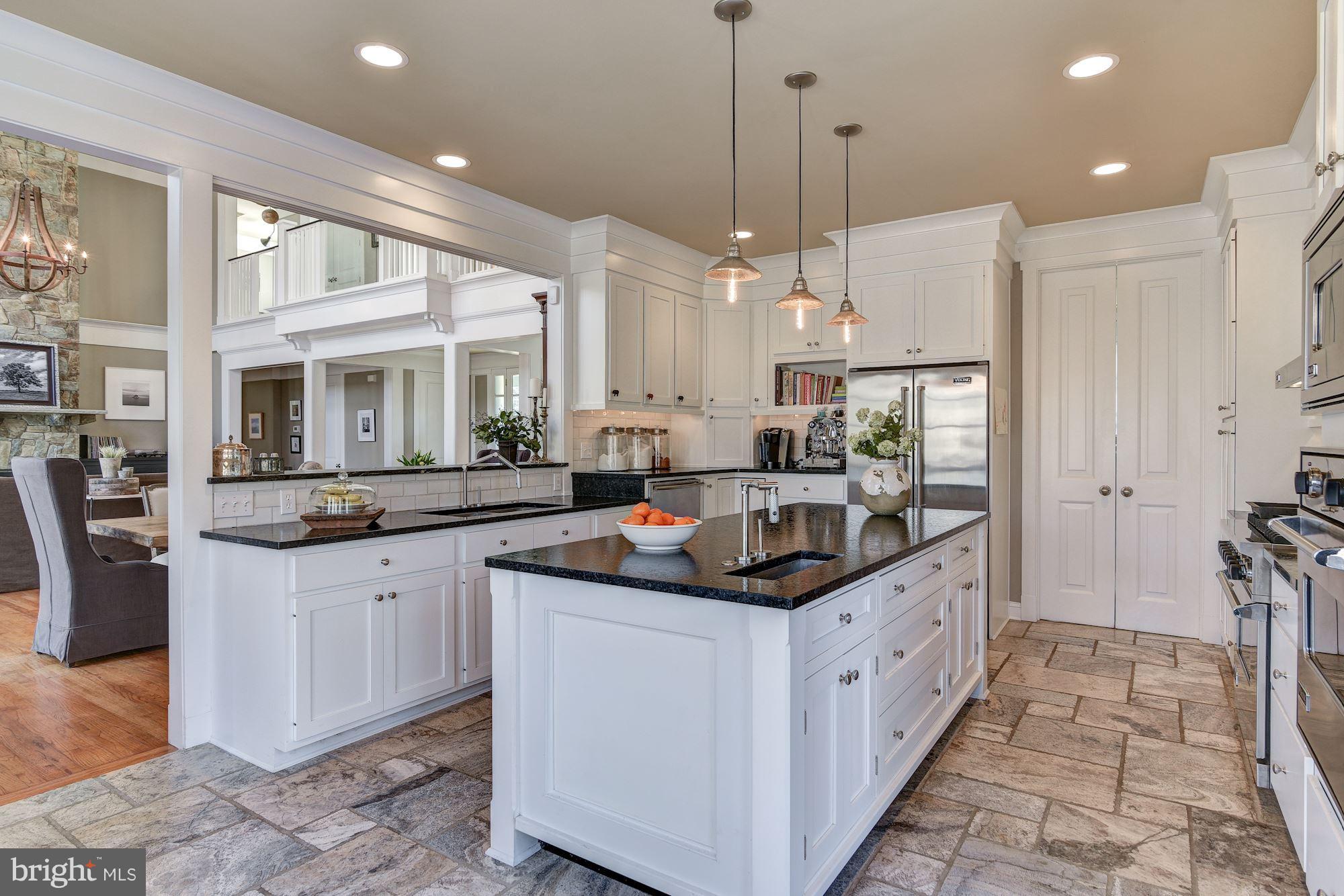 MERRY GO ROUND FARM - Residential