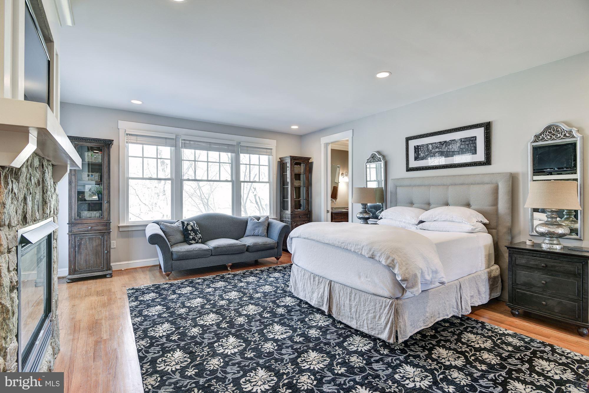 MERRY GO ROUND FARM - Residential