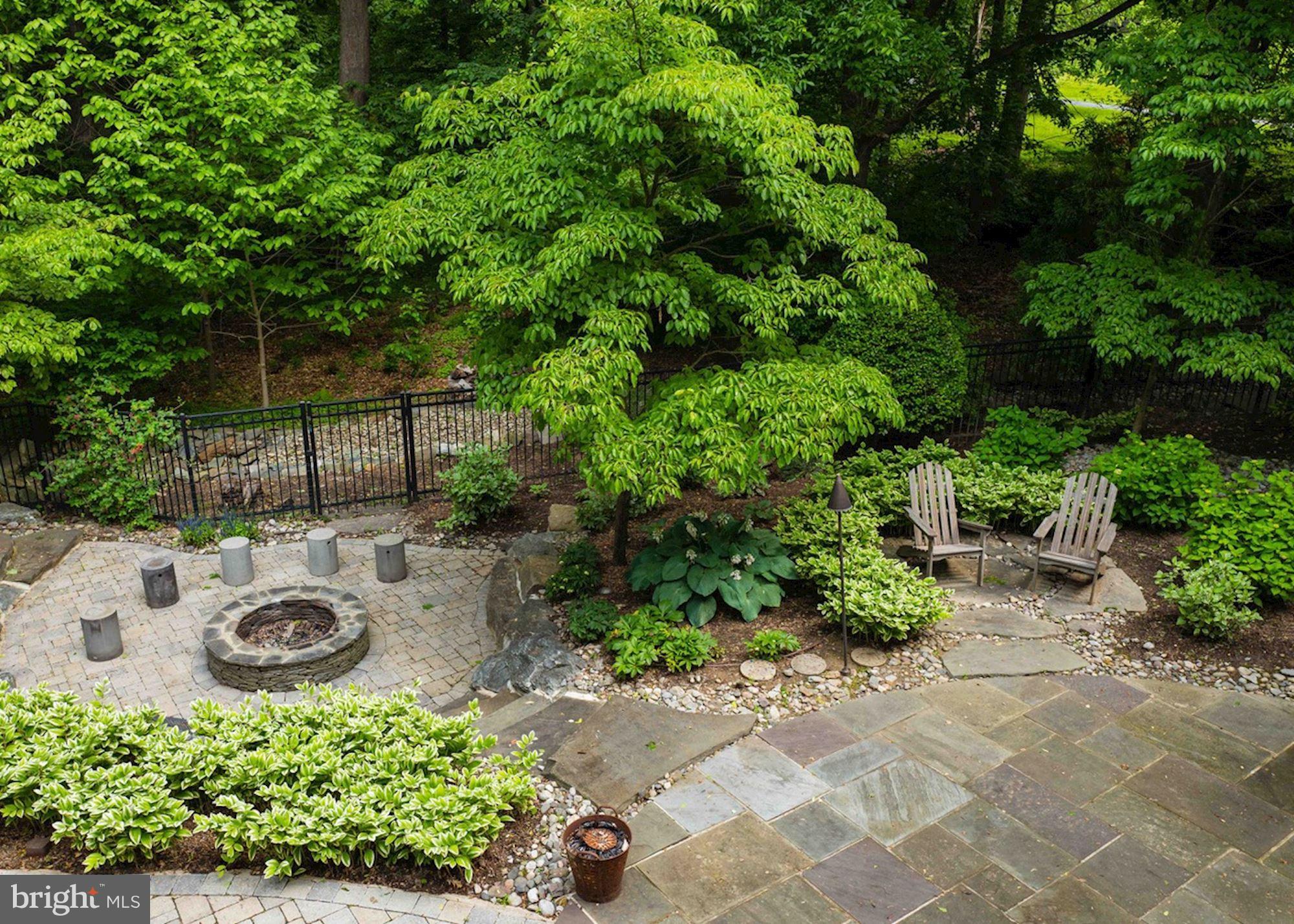 MERRY GO ROUND FARM - Residential