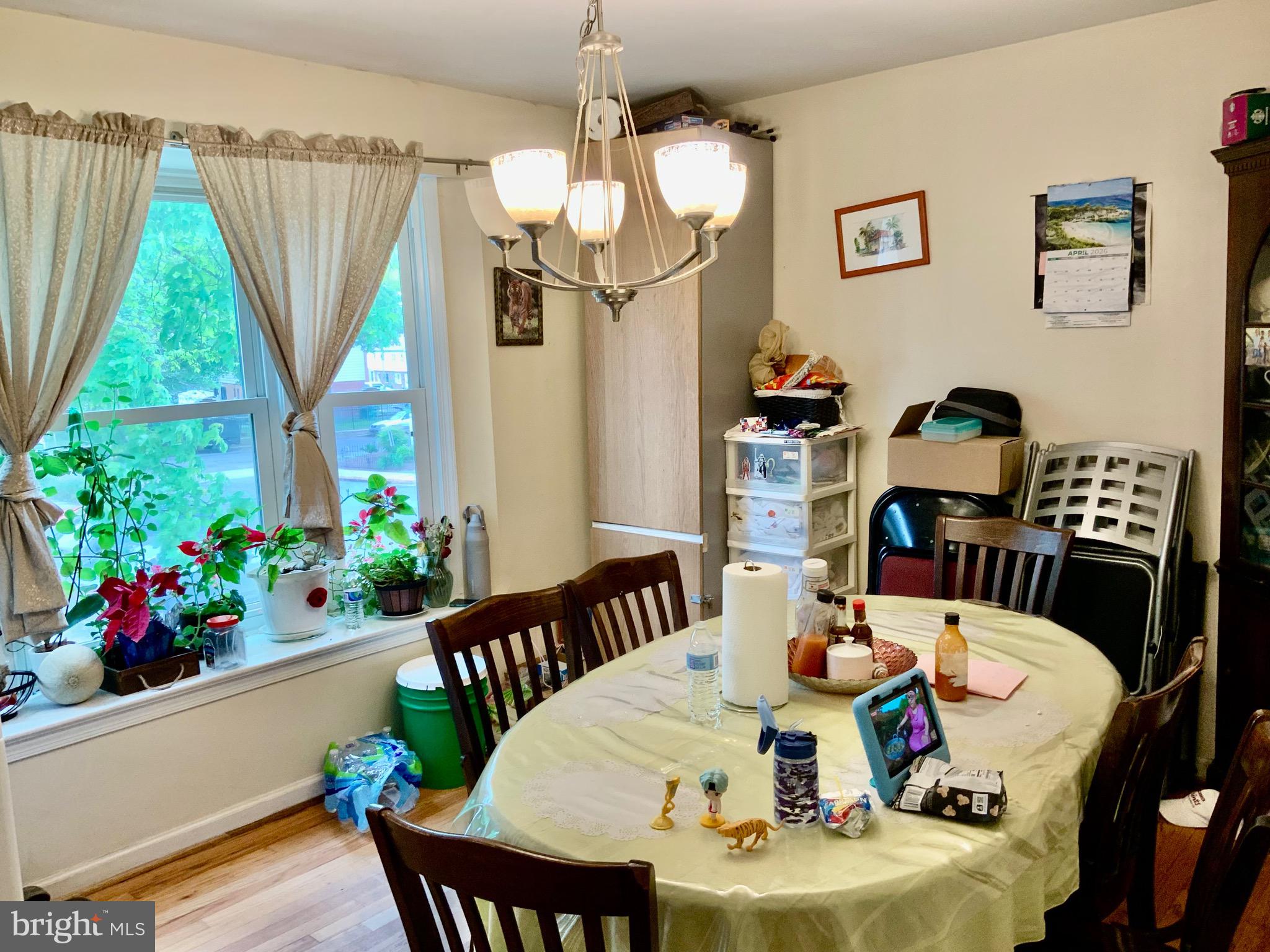 OLD TOWNE VILLAGE CONDOMINIUMS - Residential