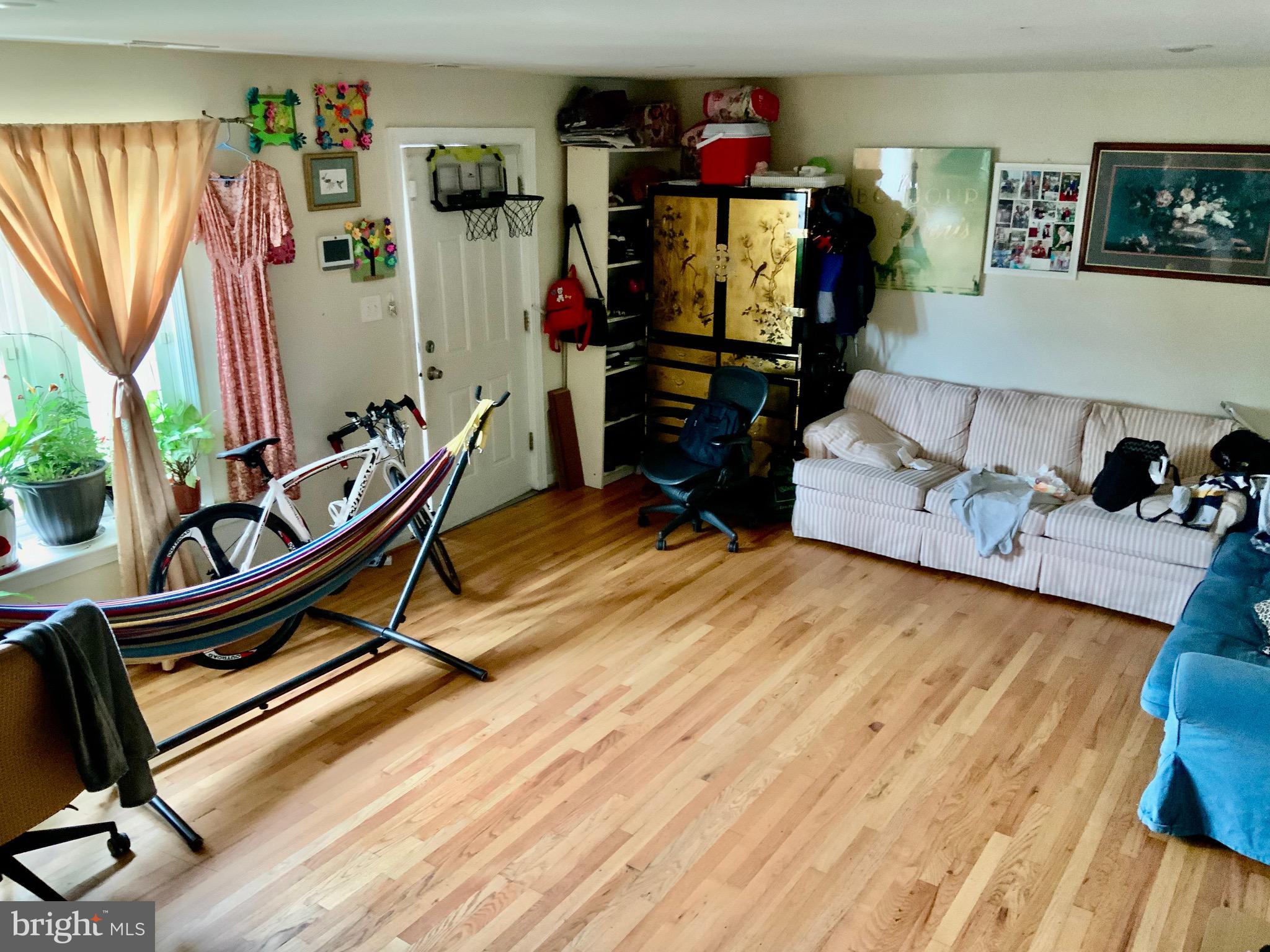 OLD TOWNE VILLAGE CONDOMINIUMS - Residential