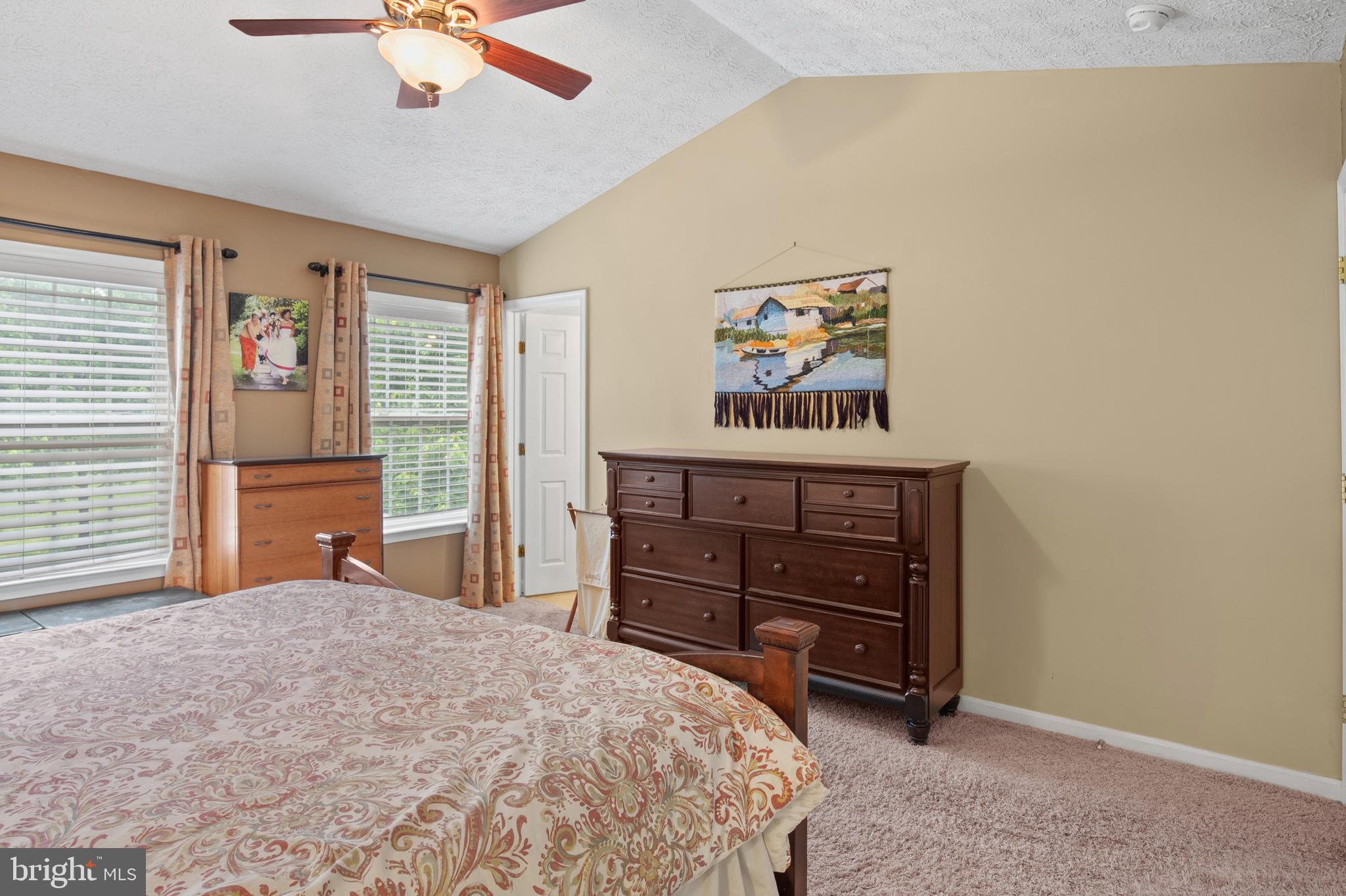 NOTTINGHAM VILLAGE - Residential