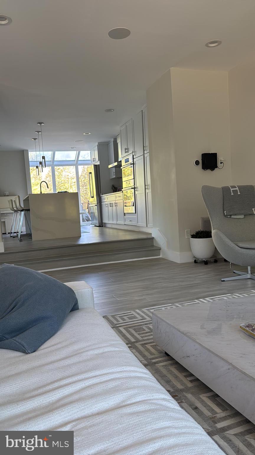 TIMBERLAWN - Residential Lease