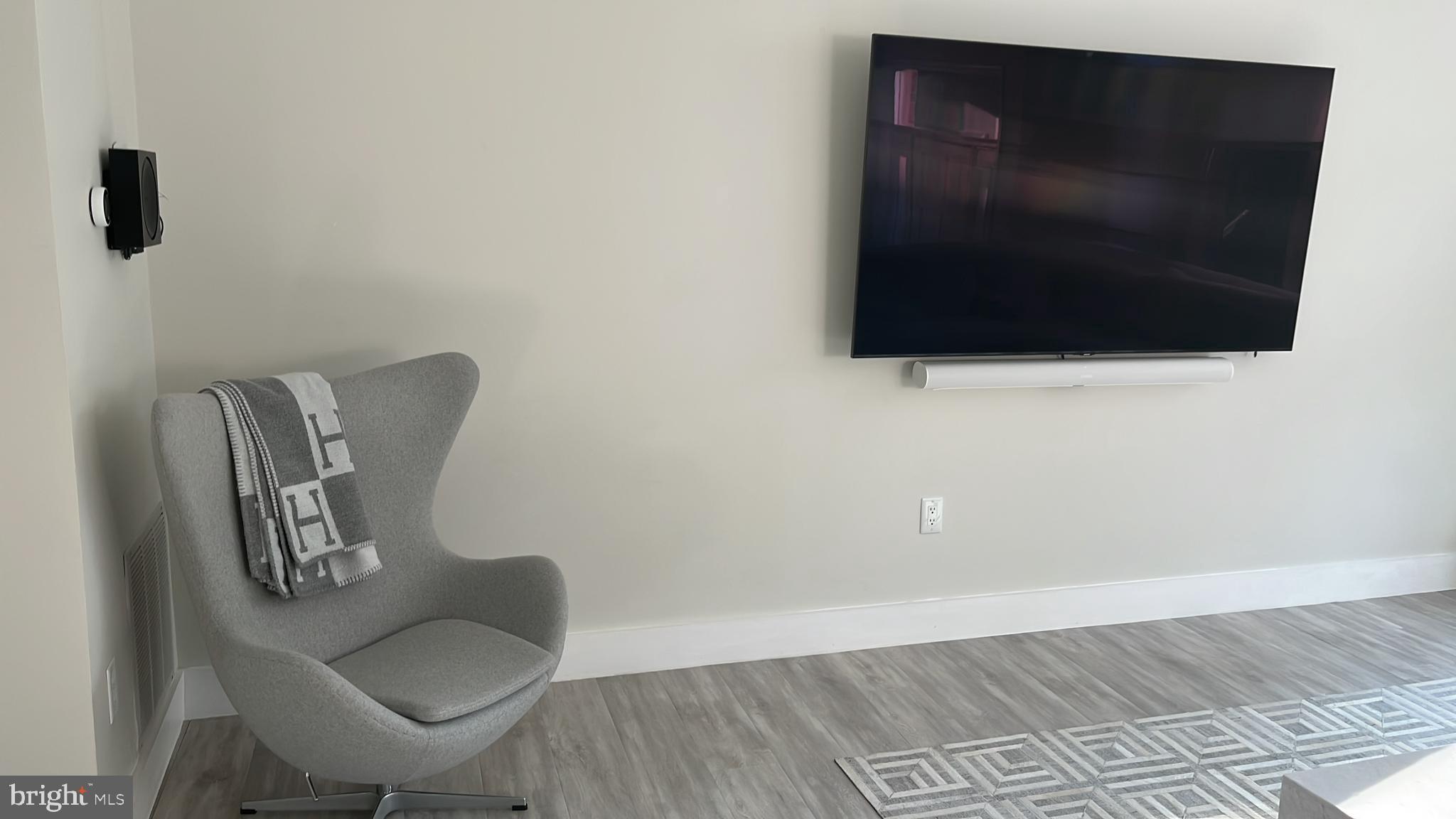 TIMBERLAWN - Residential Lease