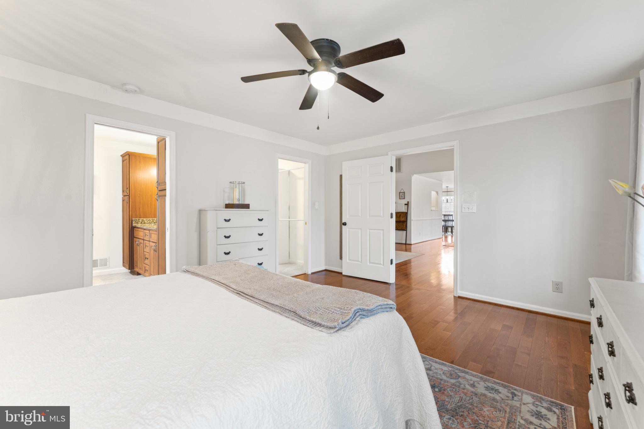 OAKMONT VILLAGE - Residential