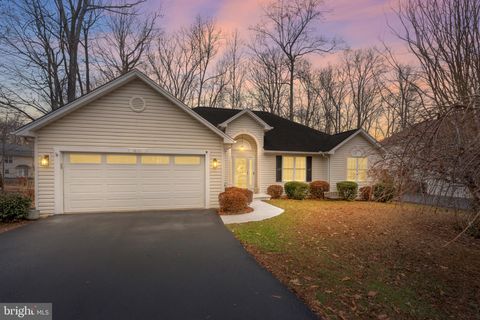 Homes For Sale - 10111 Oat Lands Place<br/> FREDERICKSBURG, VA 22408