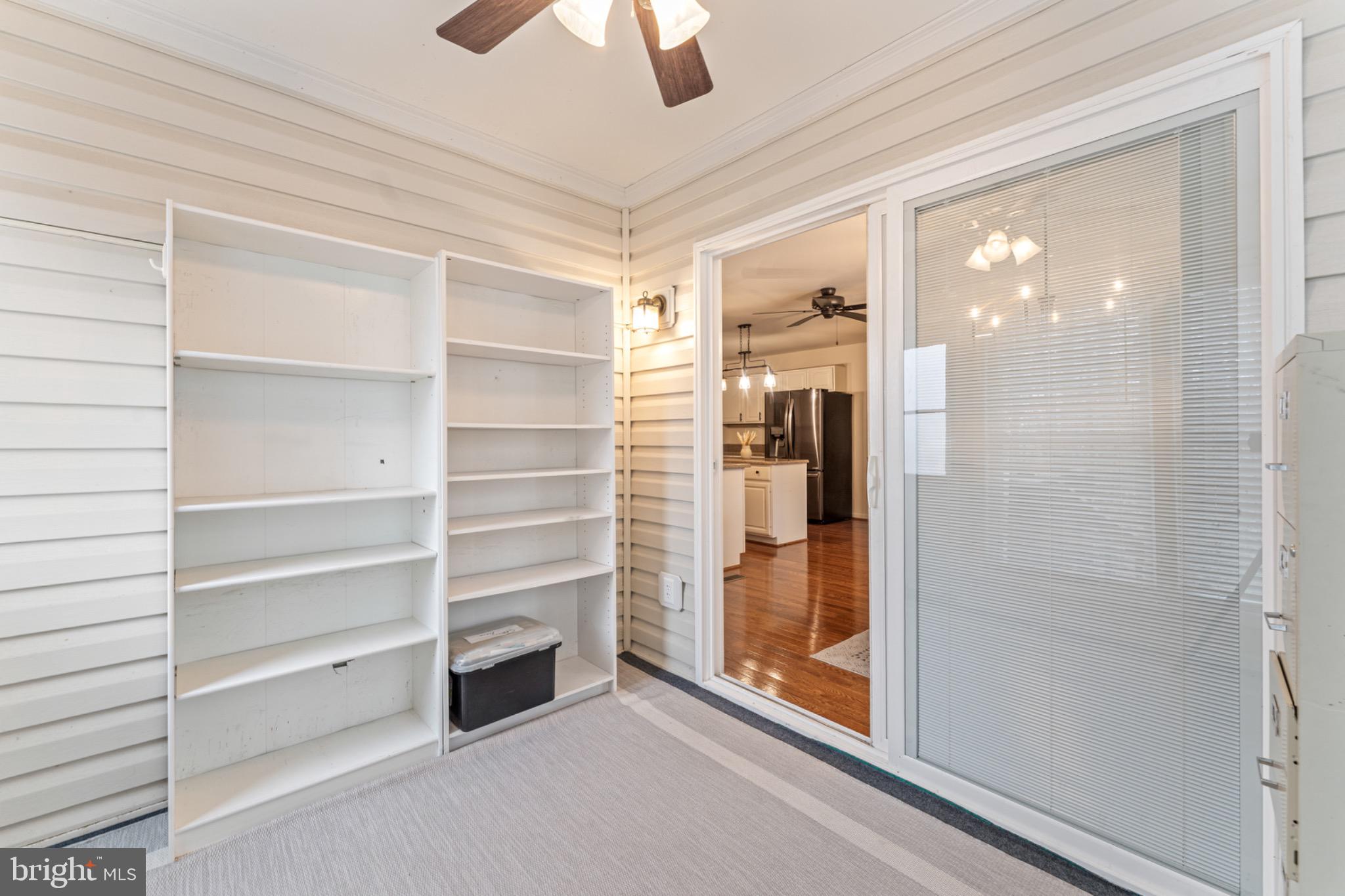 OAKMONT VILLAGE - Residential