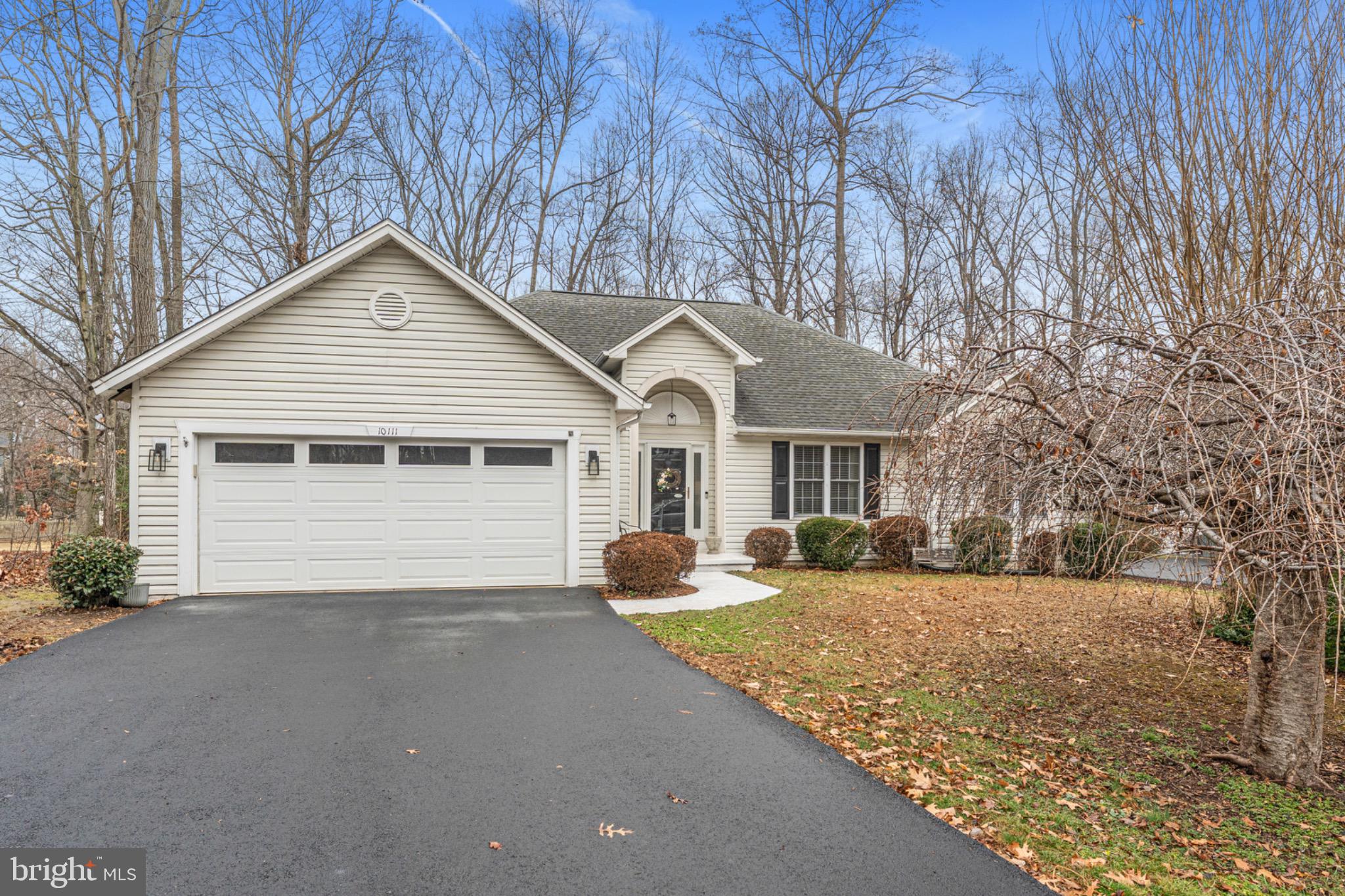 OAKMONT VILLAGE - Residential