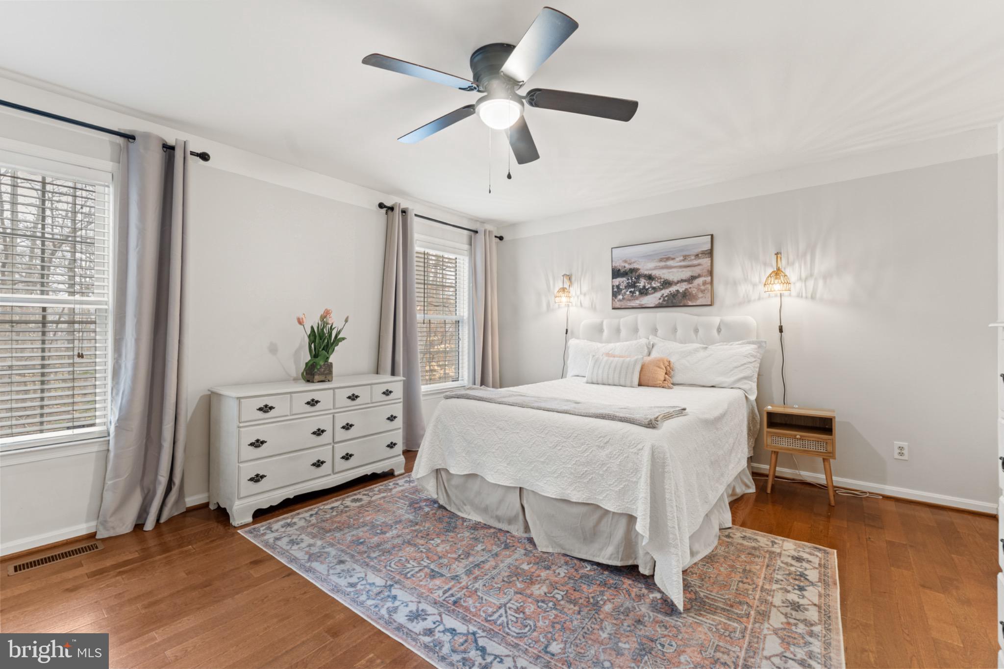 OAKMONT VILLAGE - Residential