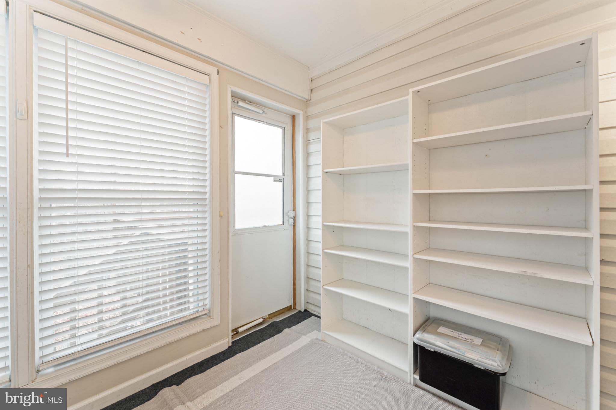 OAKMONT VILLAGE - Residential