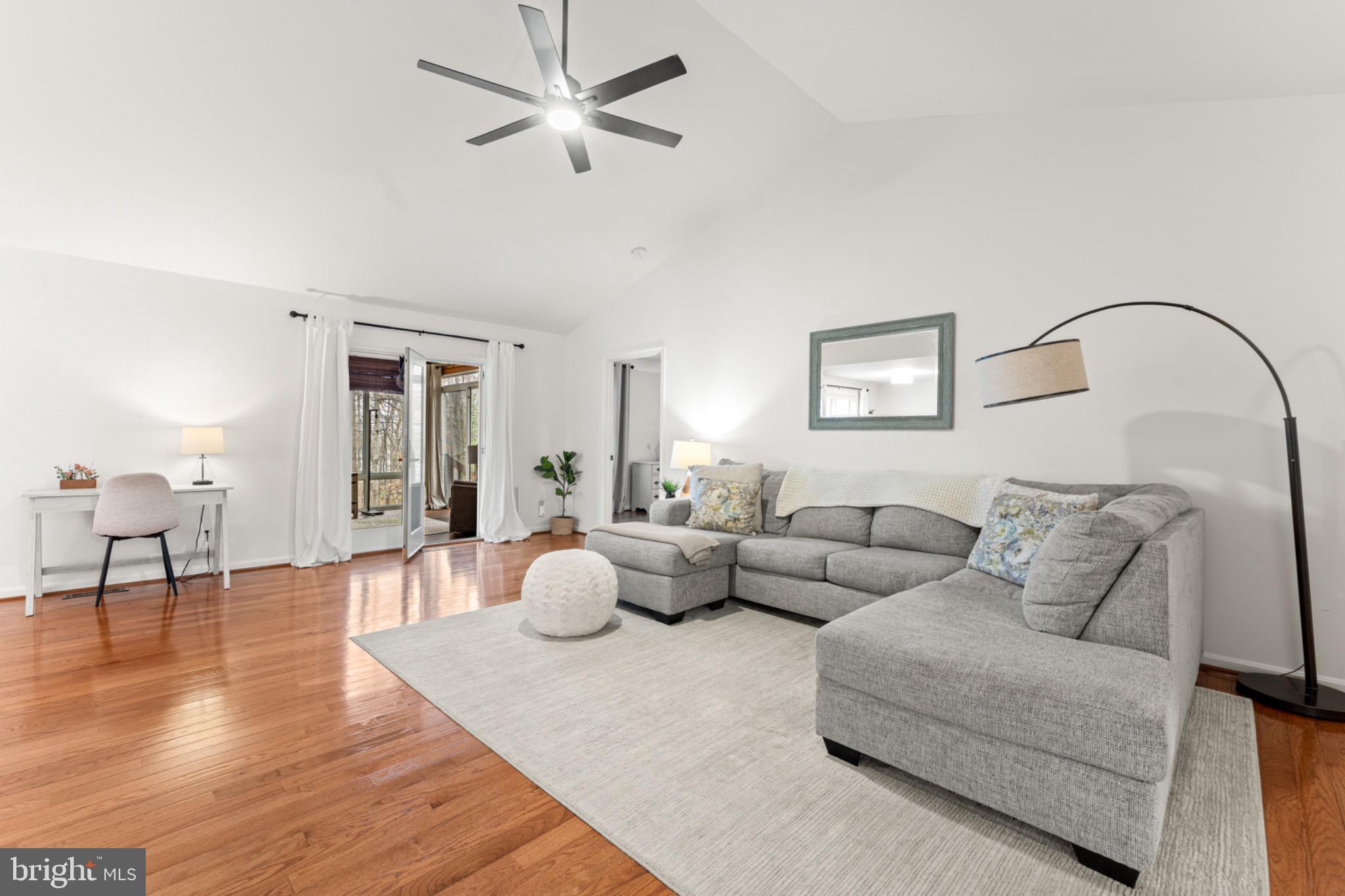 OAKMONT VILLAGE - Residential