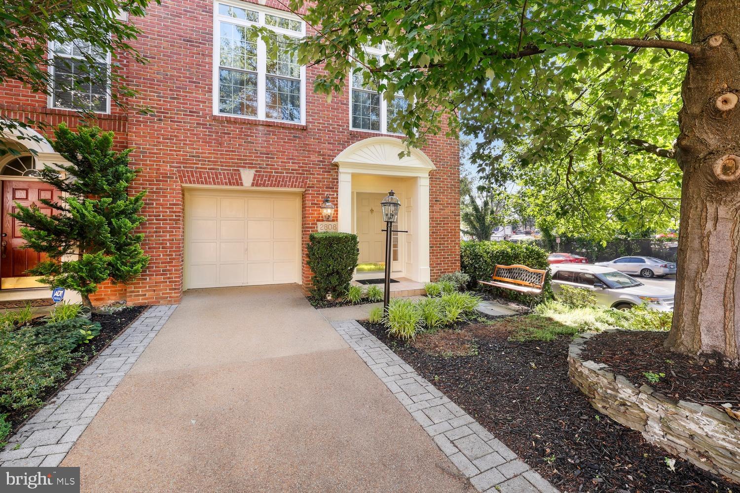 PROVIDENCE PARK - Residential