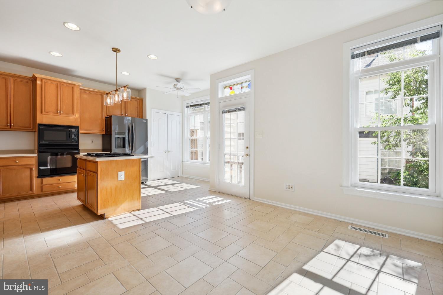 PROVIDENCE PARK - Residential