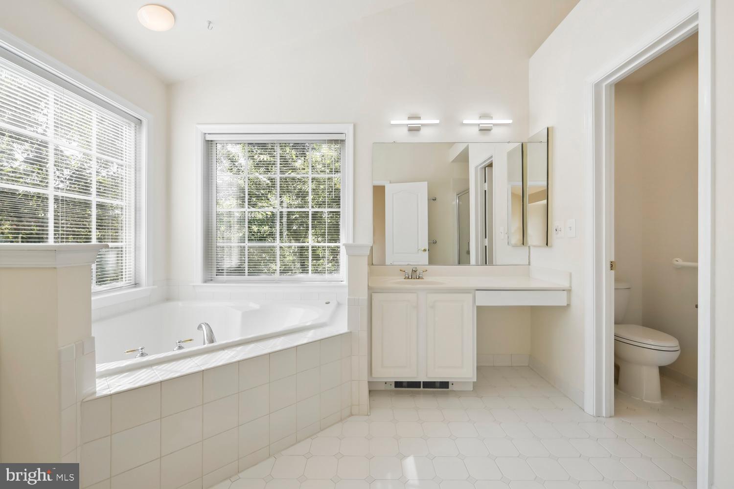 PROVIDENCE PARK - Residential