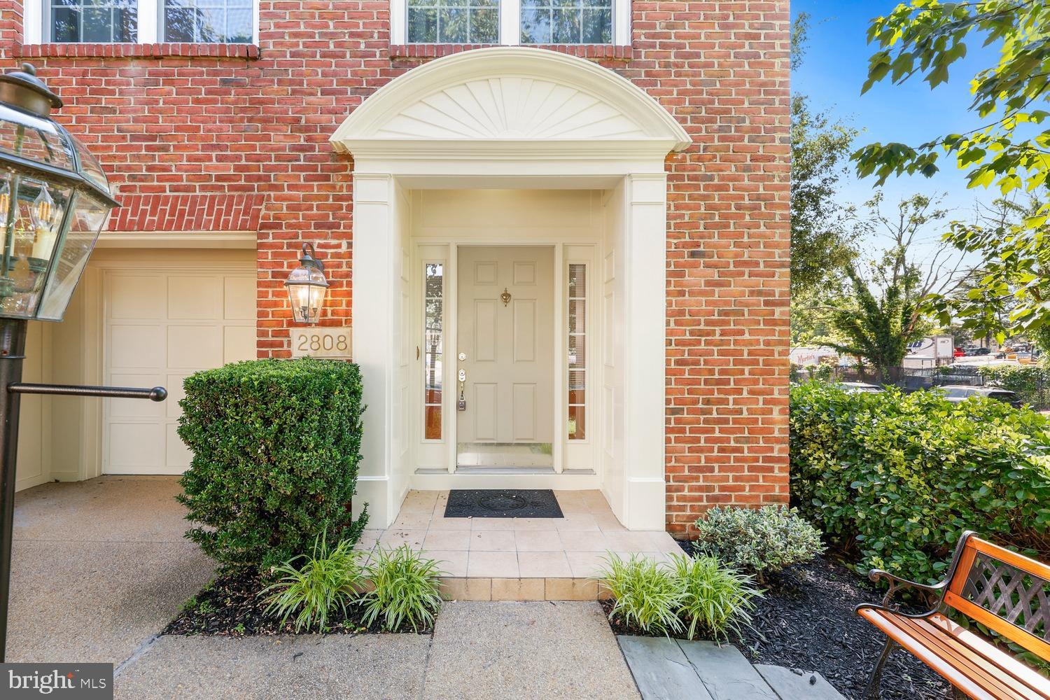 PROVIDENCE PARK - Residential