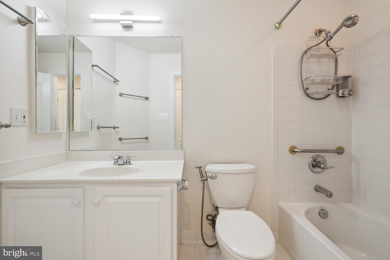 PROVIDENCE PARK - Residential