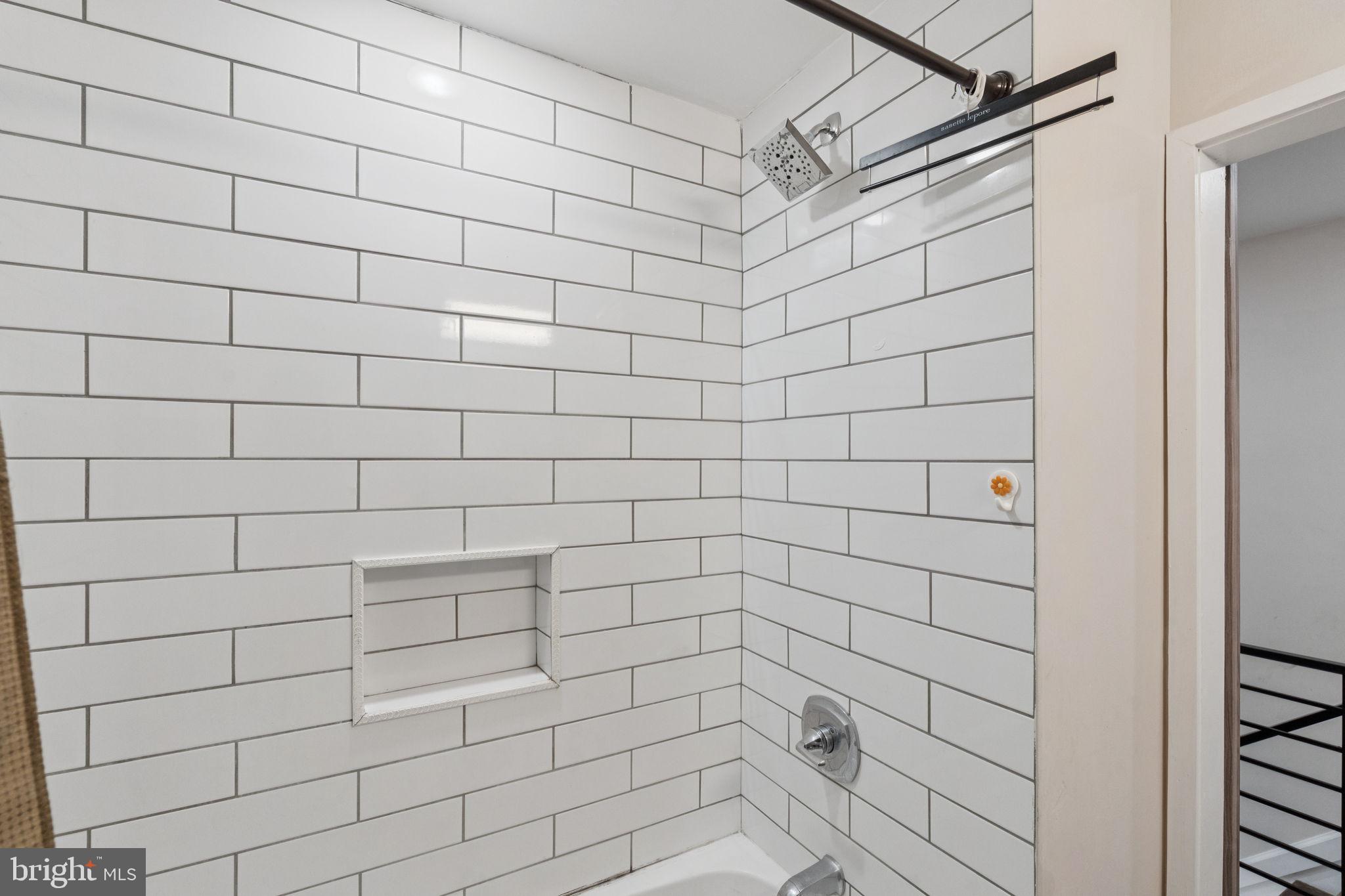 LOWER MOYAMENSING - Residential