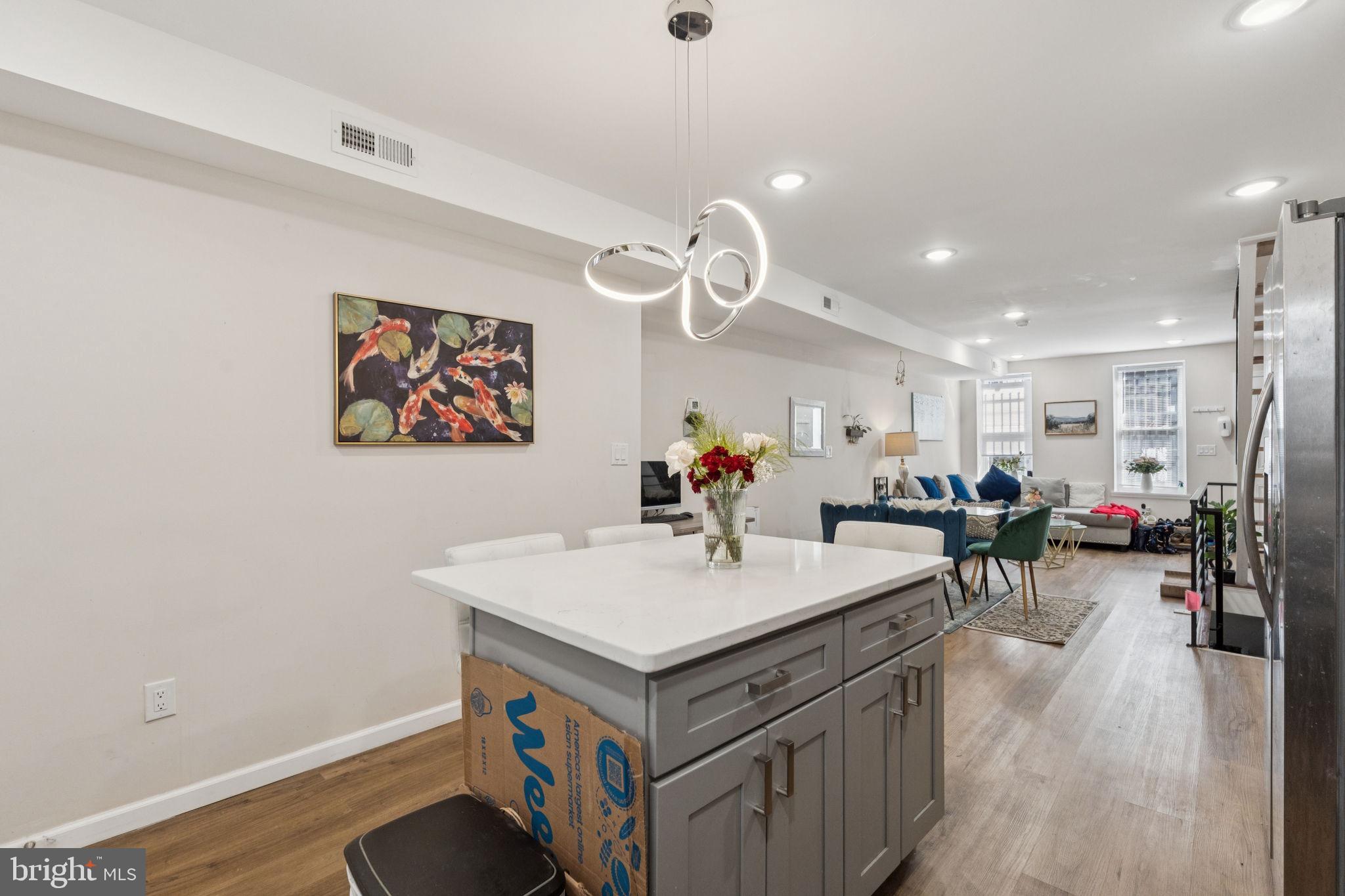 LOWER MOYAMENSING - Residential