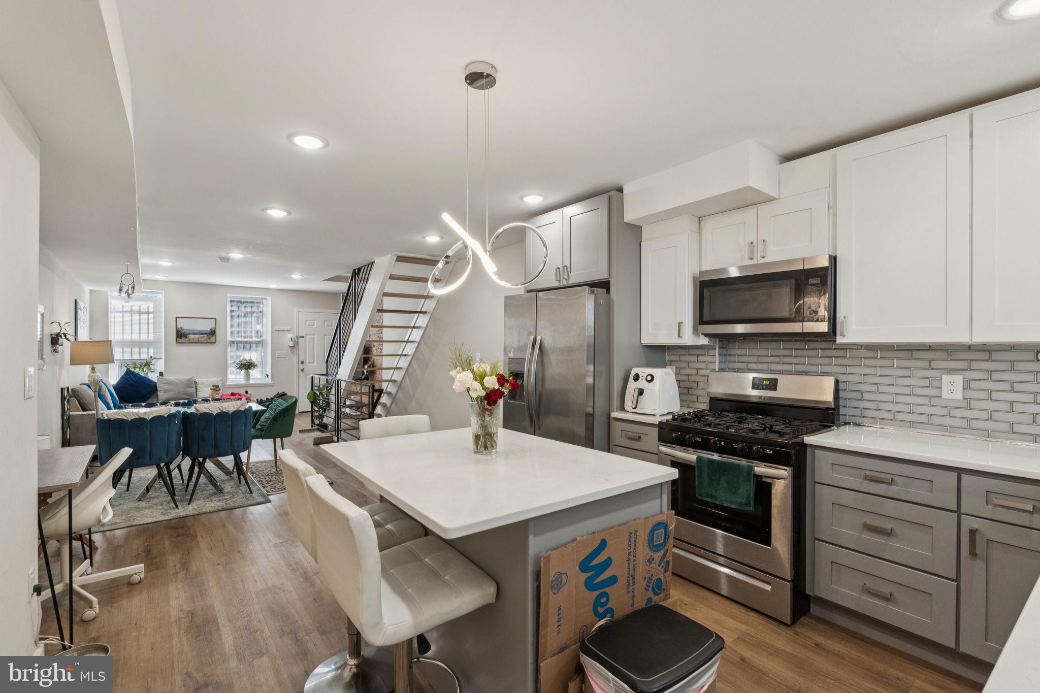 LOWER MOYAMENSING - Residential