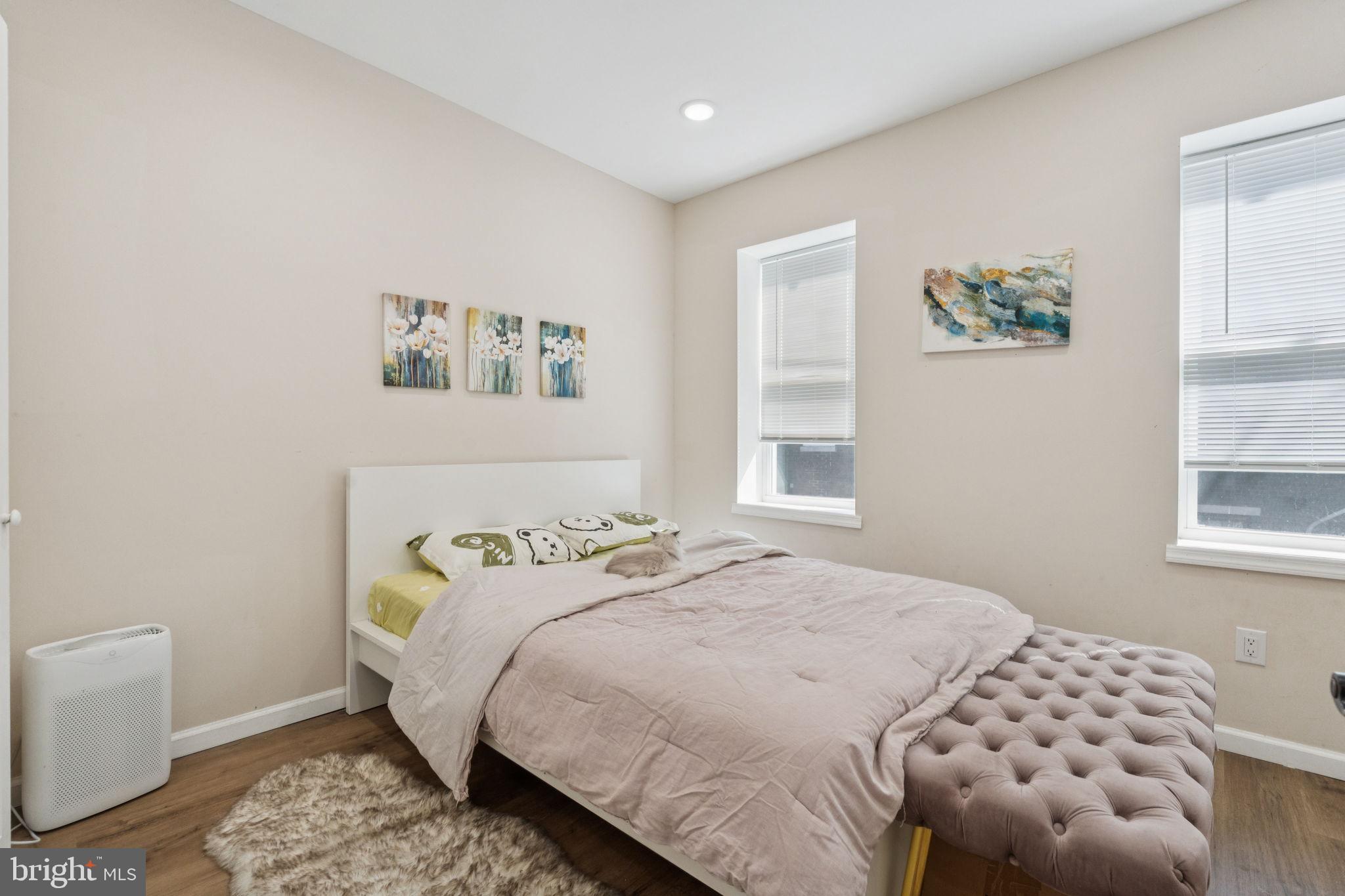 LOWER MOYAMENSING - Residential