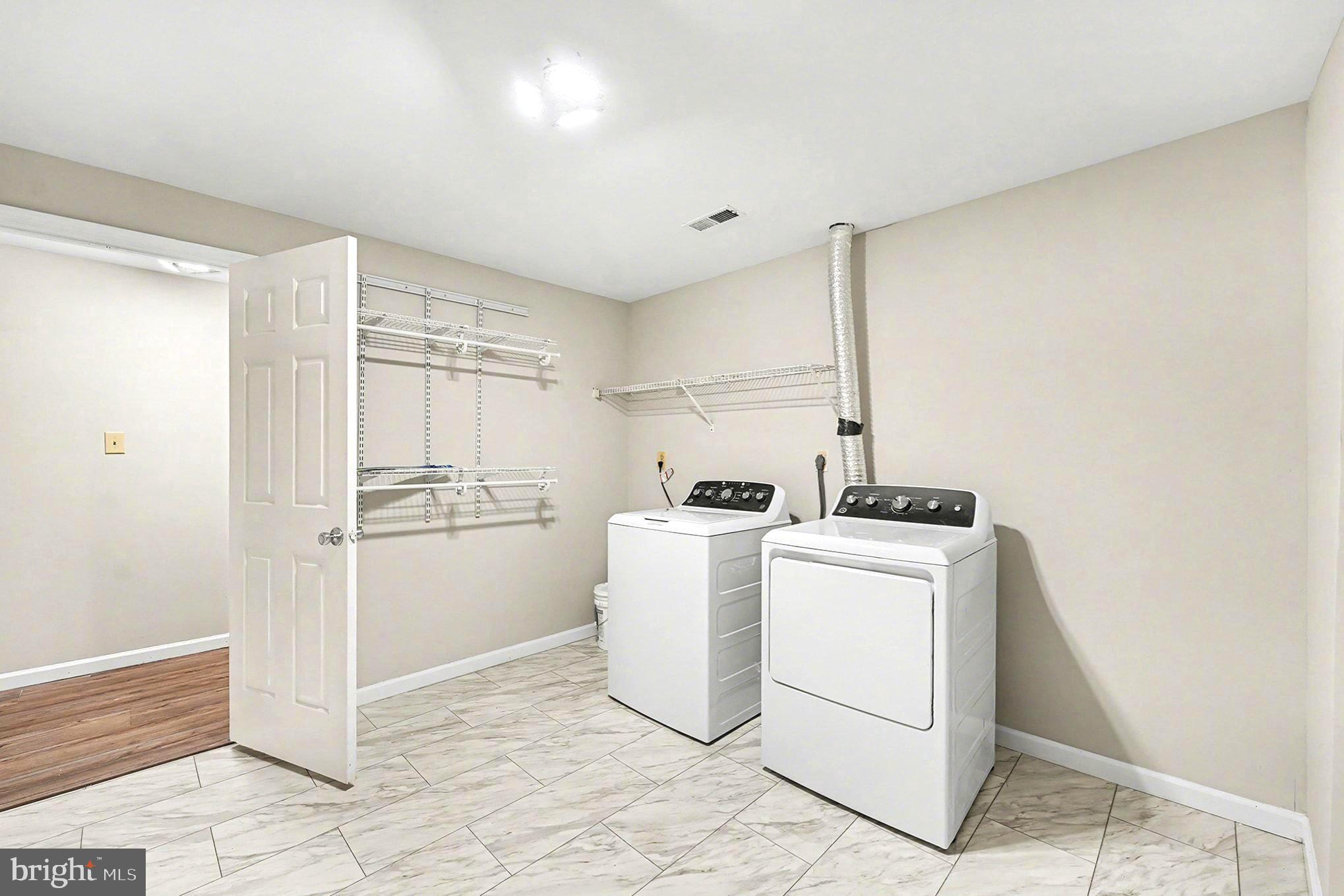 POTOMAC HILLS - Residential