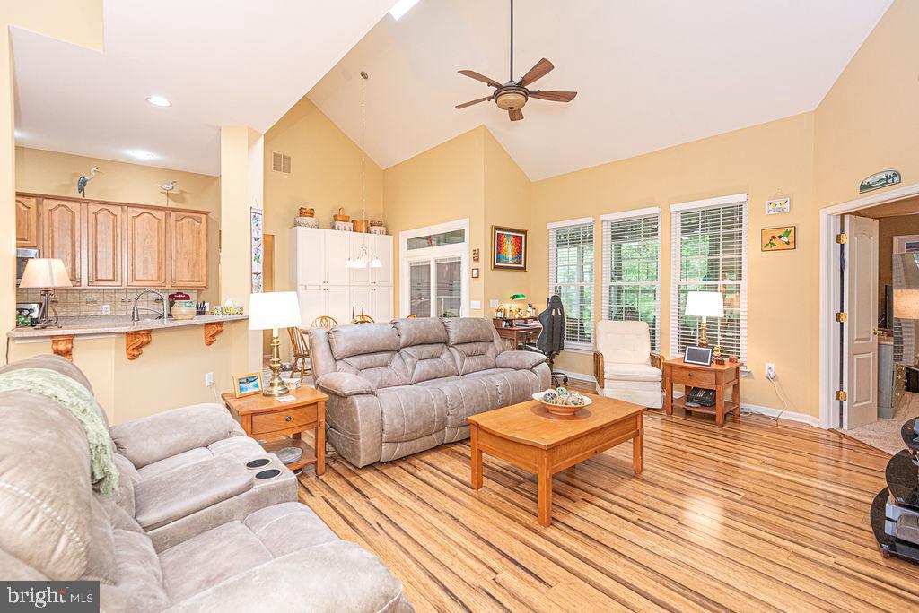OCEAN PINES - THE PARKE - Residential