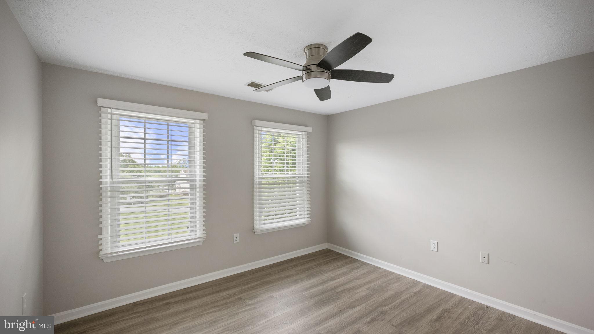 EASTLAND - Residential