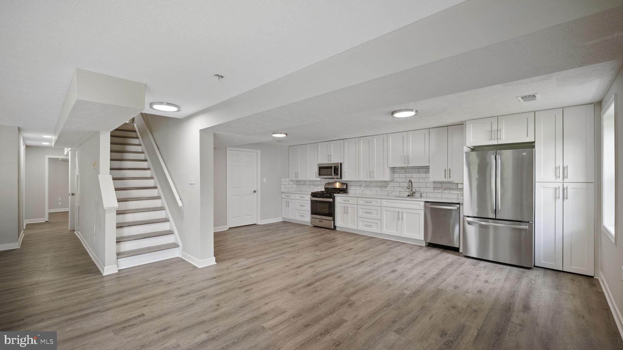 EASTLAND - Residential