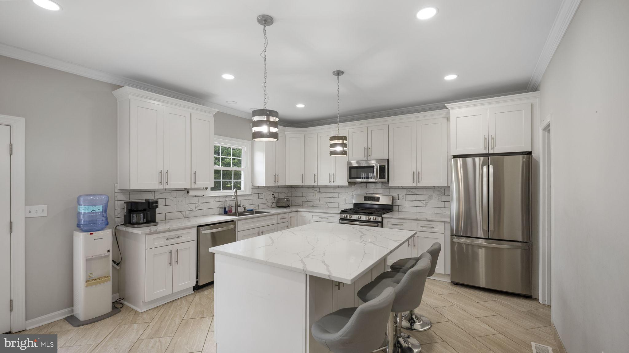 EASTLAND - Residential