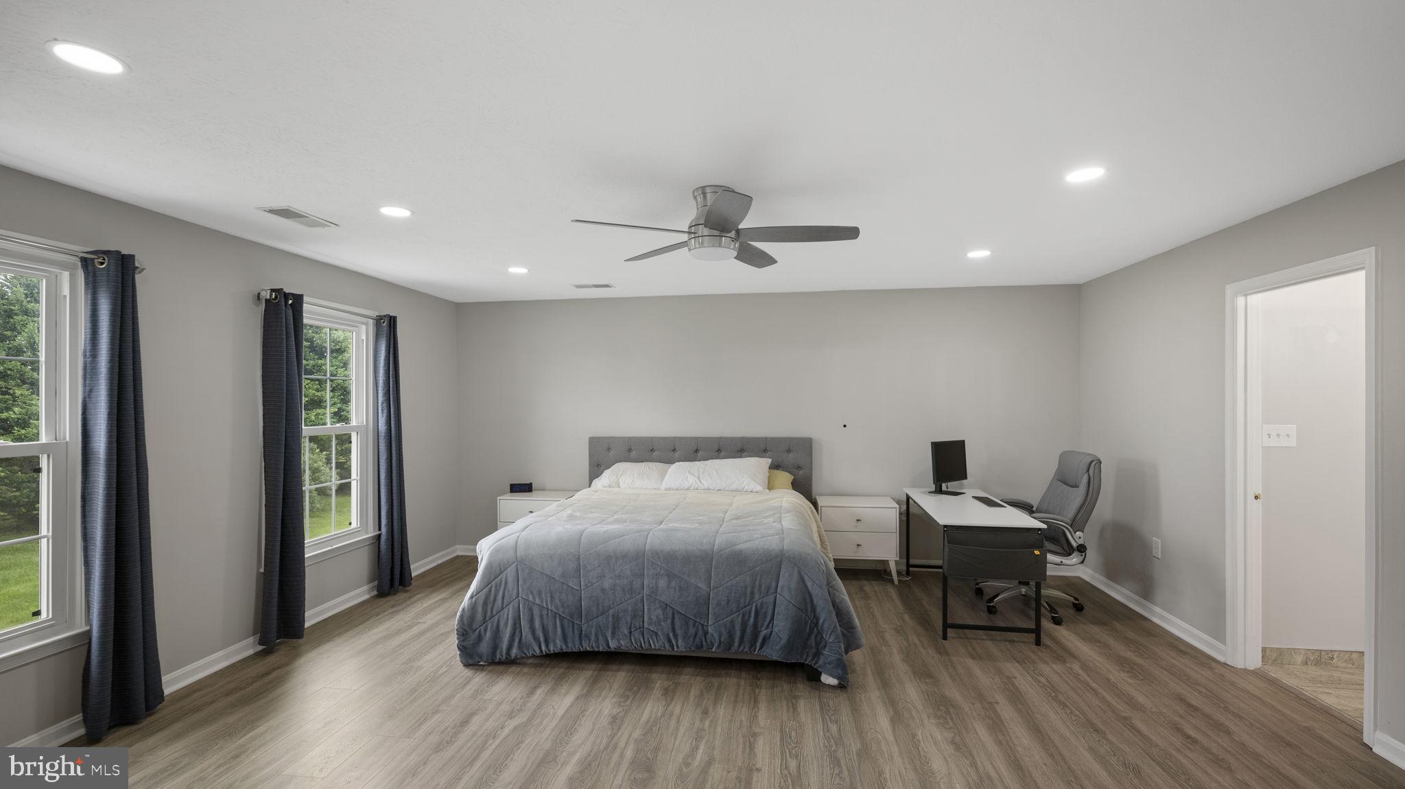 EASTLAND - Residential