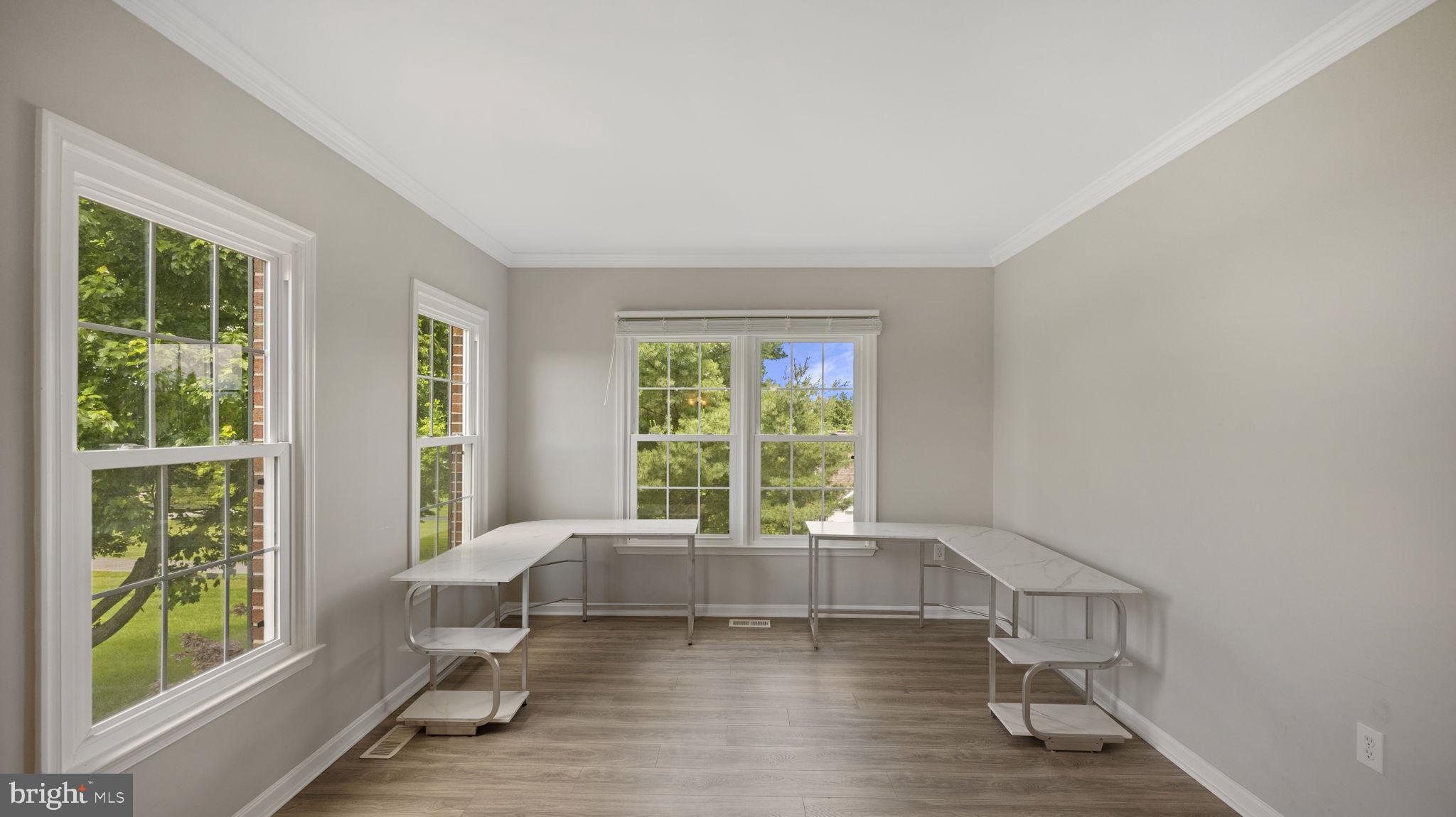 EASTLAND - Residential