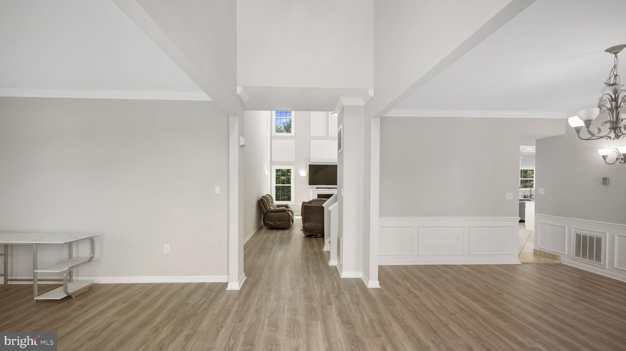 EASTLAND - Residential