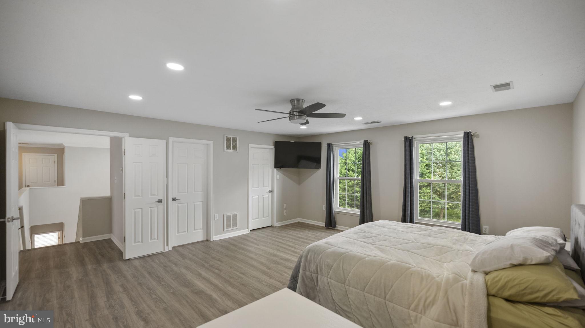 EASTLAND - Residential