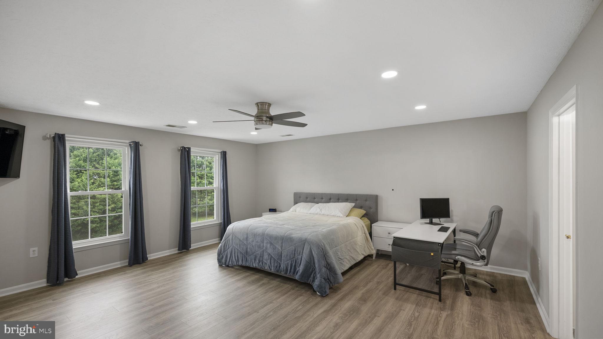 EASTLAND - Residential