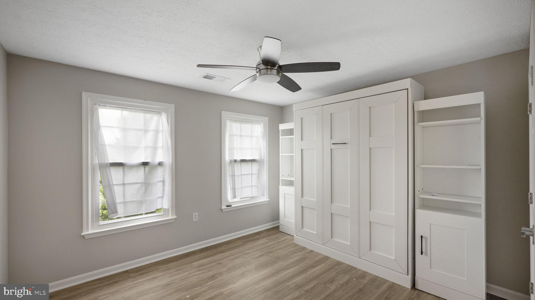 EASTLAND - Residential